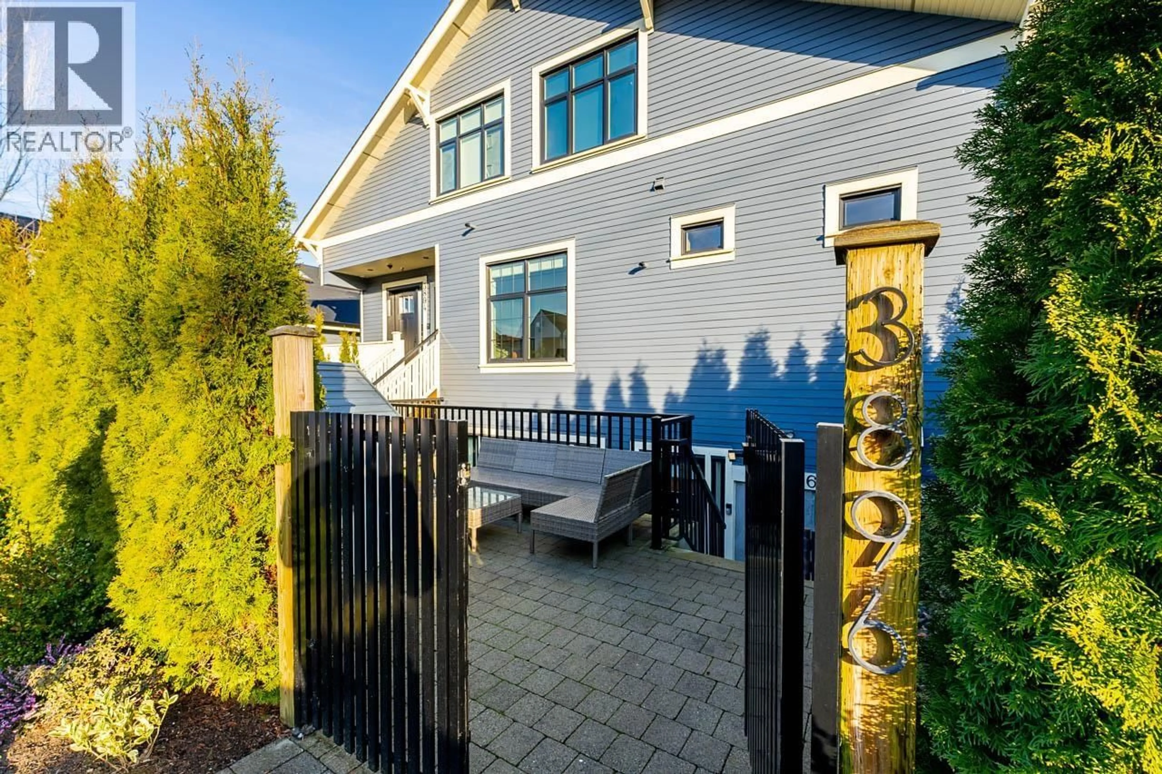 Unknown for 3896 WELWYN STREET, Vancouver British Columbia V5N3Y9