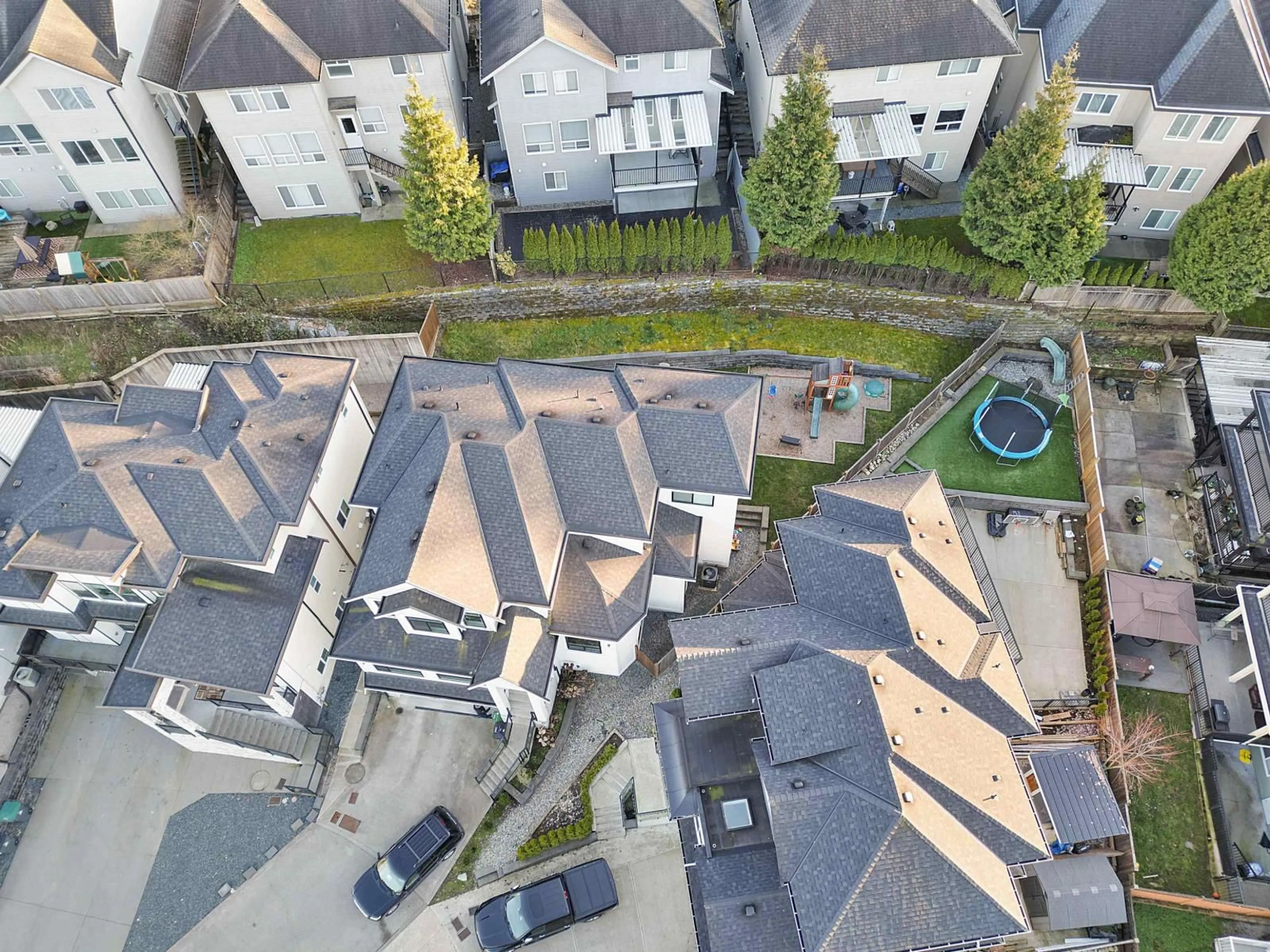 A pic from outside/outdoor area/front of a property/back of a property/a pic from drone, city buildings view from balcony for 14910 62A AVENUE, Surrey British Columbia V3S3C4