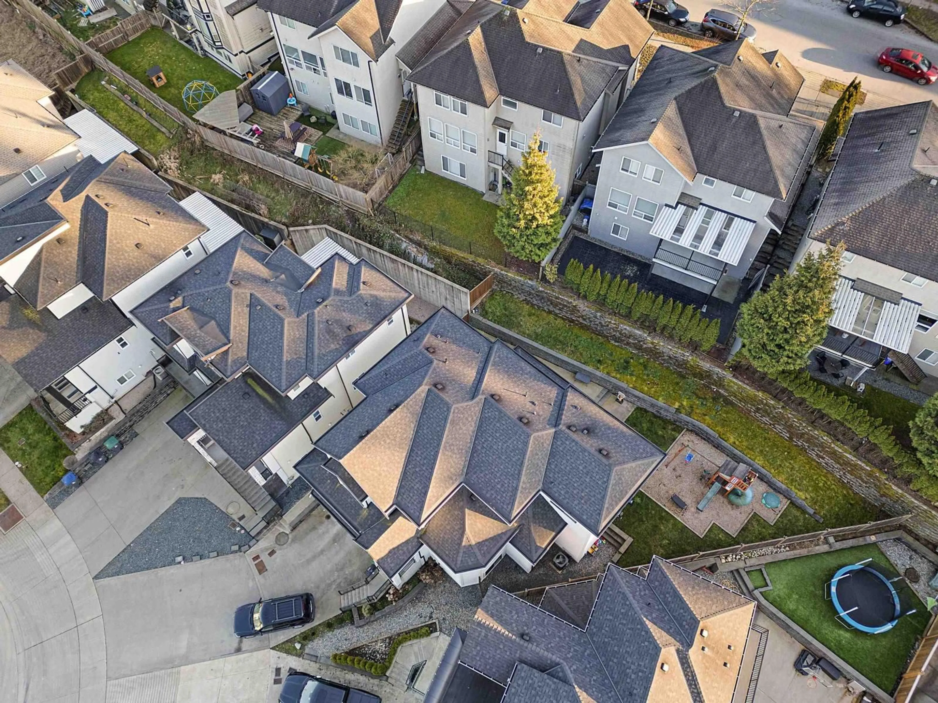 A pic from outside/outdoor area/front of a property/back of a property/a pic from drone, city buildings view from balcony for 14910 62A AVENUE, Surrey British Columbia V3S3C4