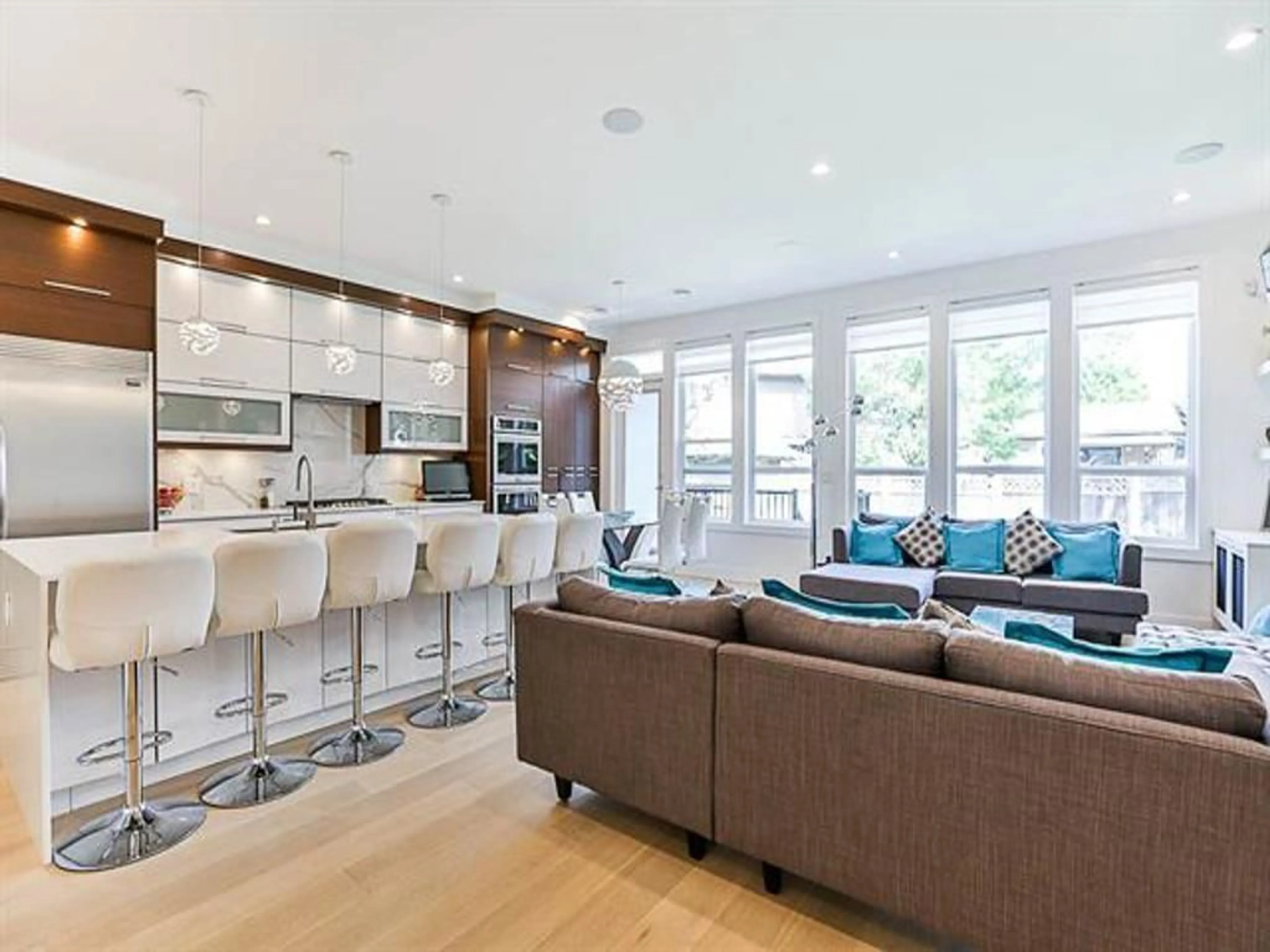 Open concept kitchen, unknown for 11667 74 AVENUE NORTH, Delta British Columbia V4C1E6