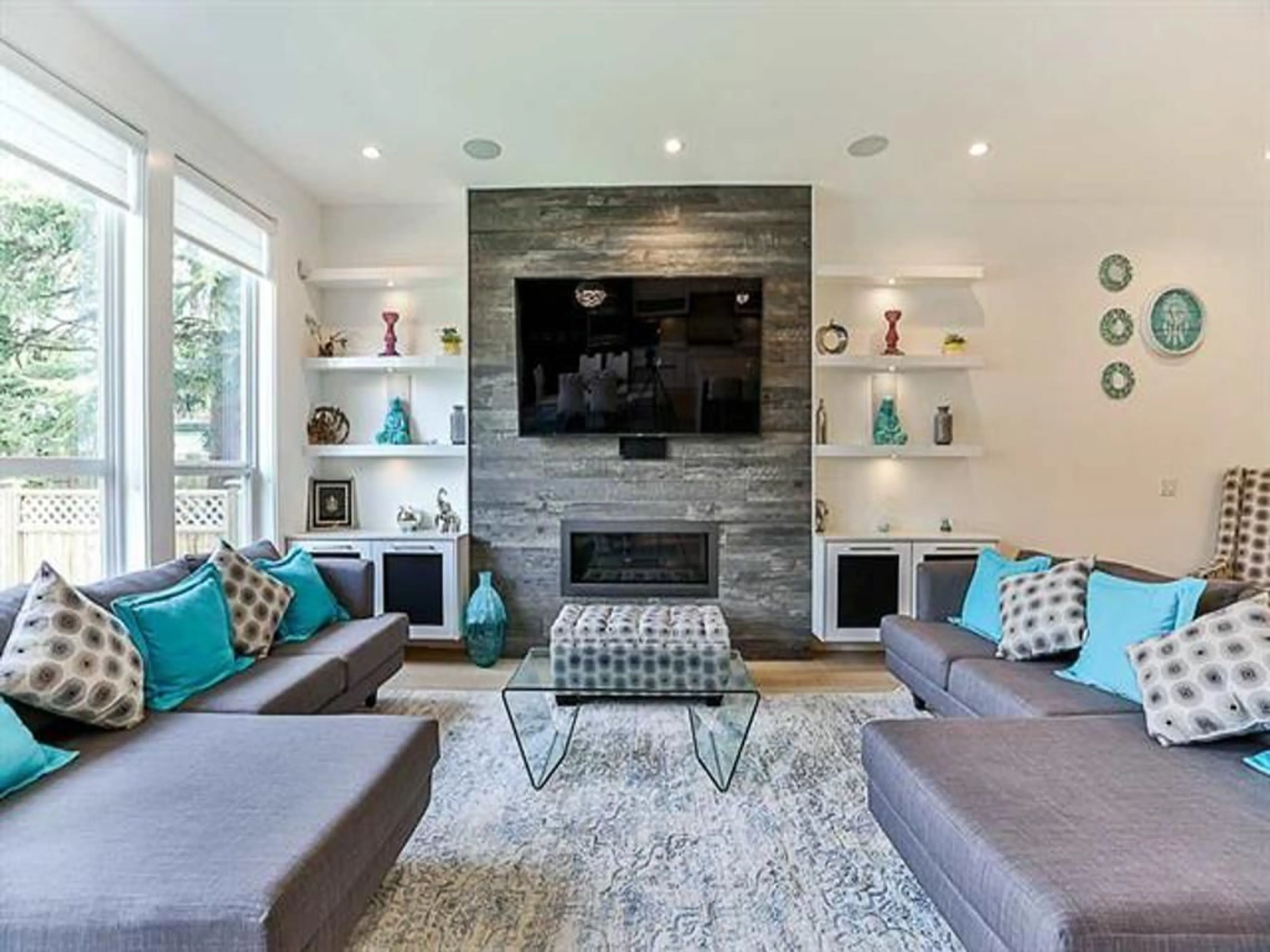 Living room with furniture, unknown for 11667 74 AVENUE NORTH, Delta British Columbia V4C1E6