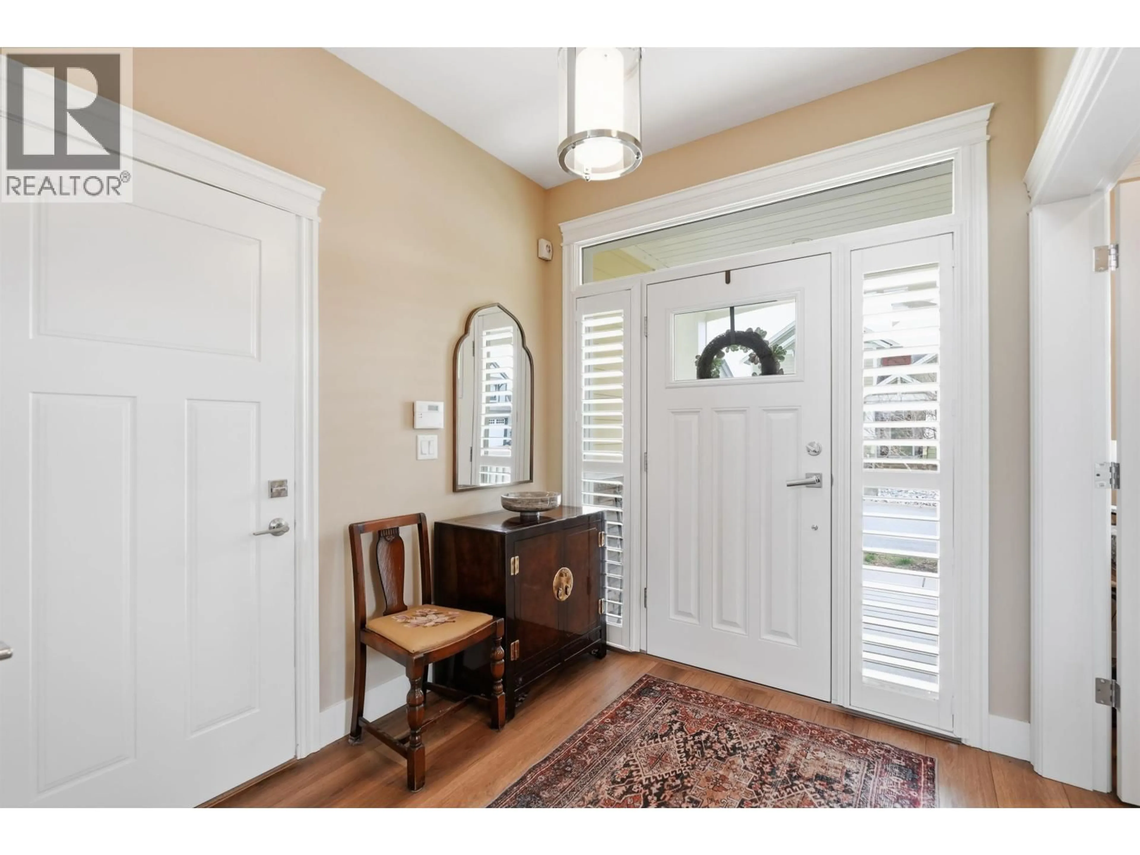 Indoor entryway for 4653 APPLE LANE, Tsawwassen British Columbia V4M0A8