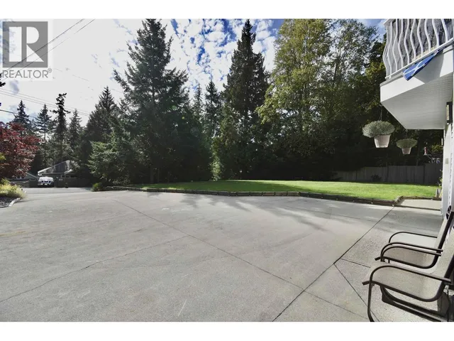 8086 DOGWOOD DRIVE, Halfmoon Bay 3