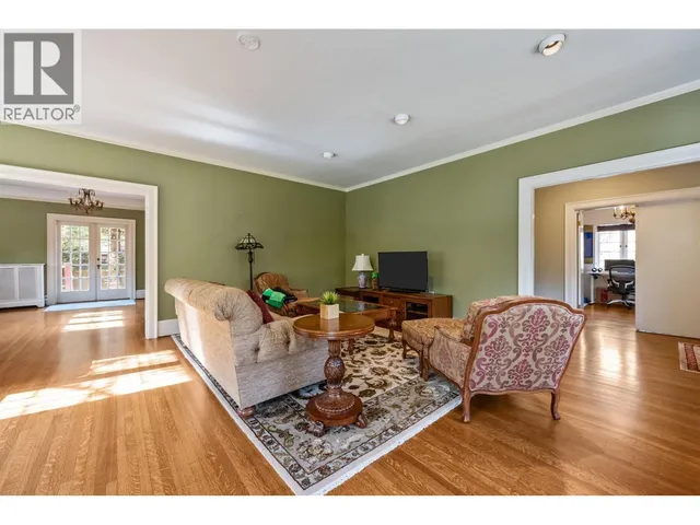 3737 PINE CRESCENT, Vancouver 3