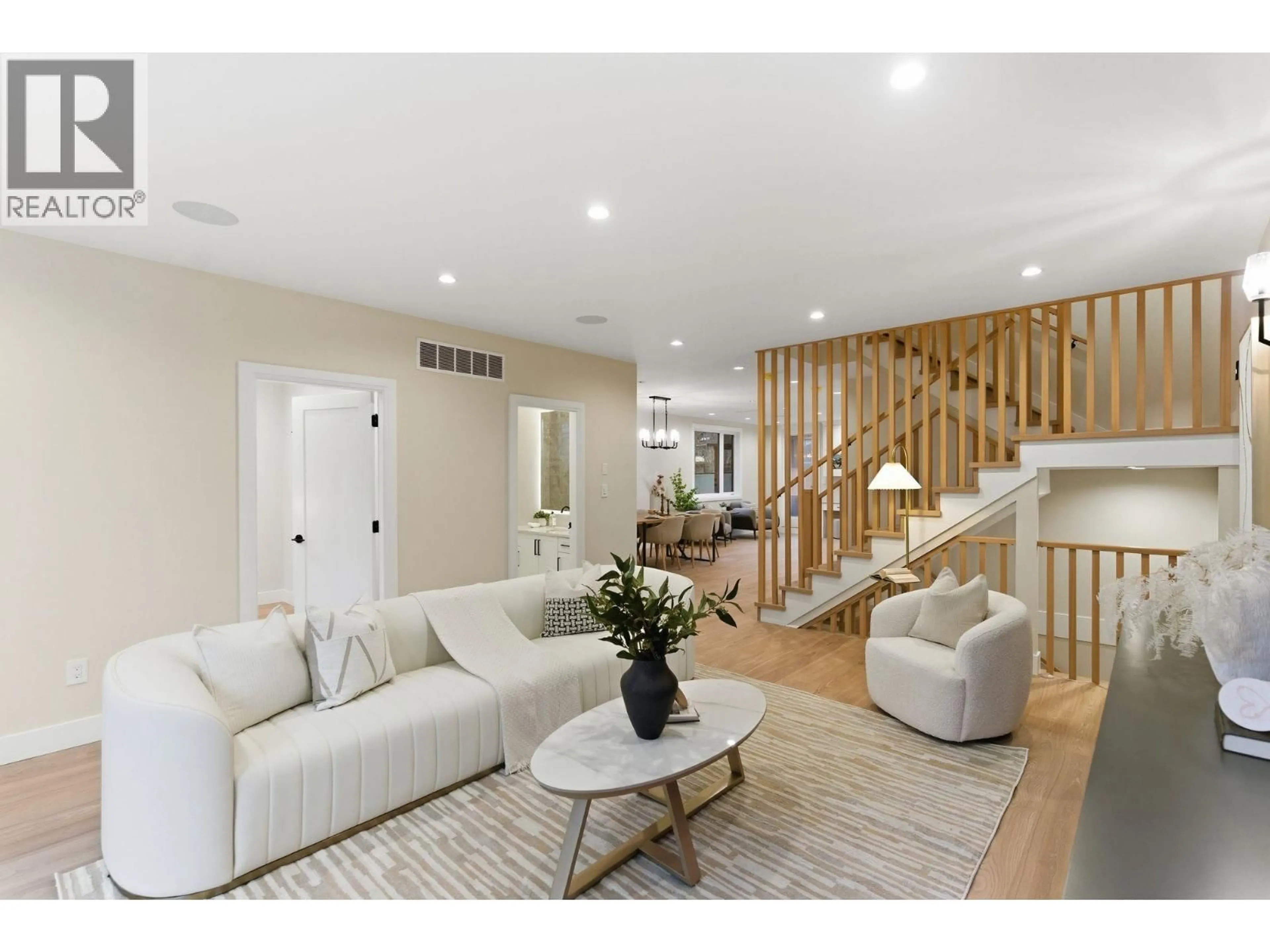 Living room with furniture, wood/laminate floor for 2 - 8408 17TH AVENUE, Burnaby British Columbia V3N1N2