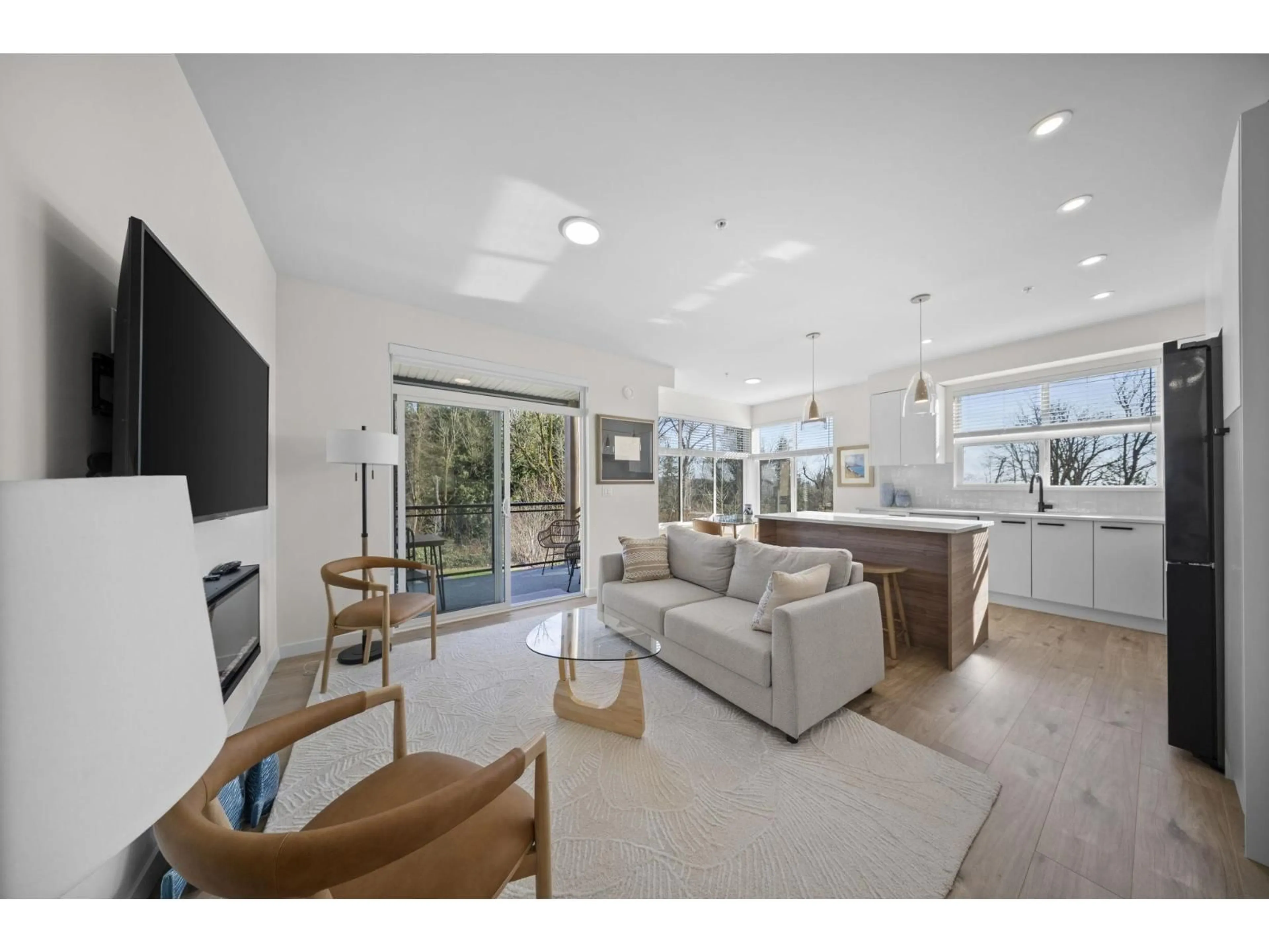 Unknown for 211 - 33920 BEST AVENUE, Mission British Columbia V2V0L9