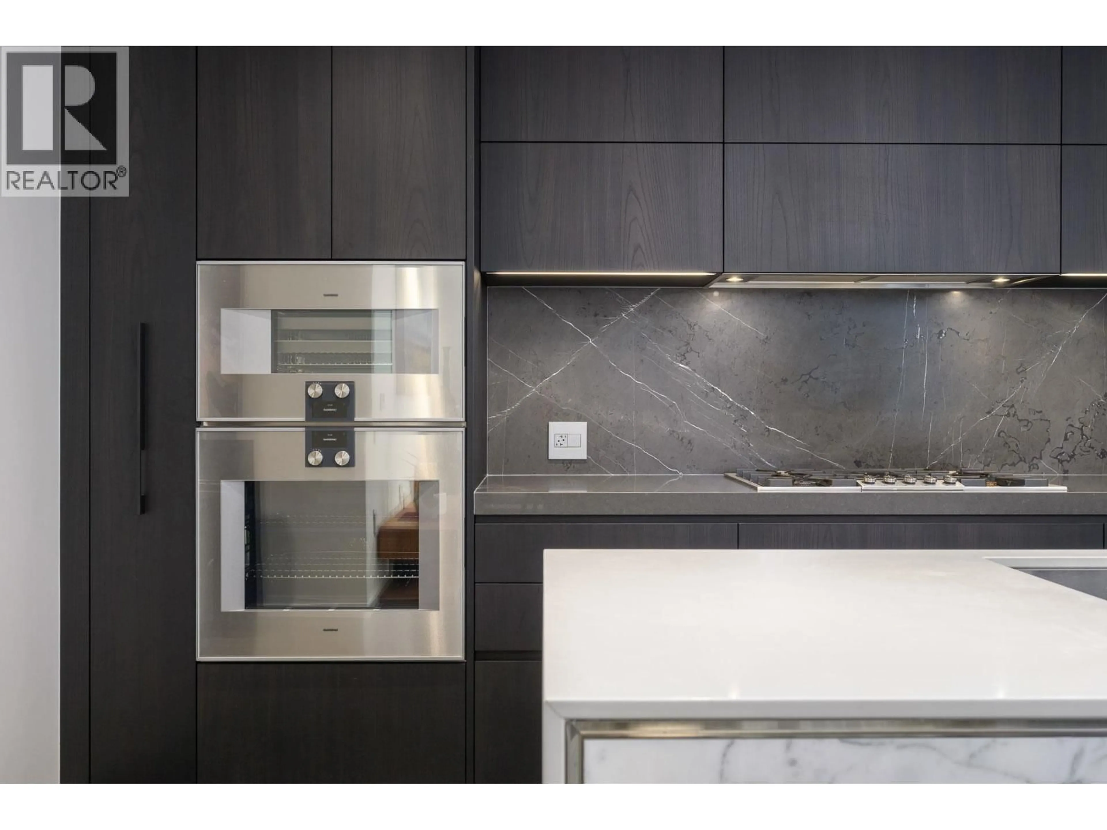 Contemporary kitchen, unknown for 506 - 1601 QUEBEC STREET, Vancouver British Columbia V6A0J9
