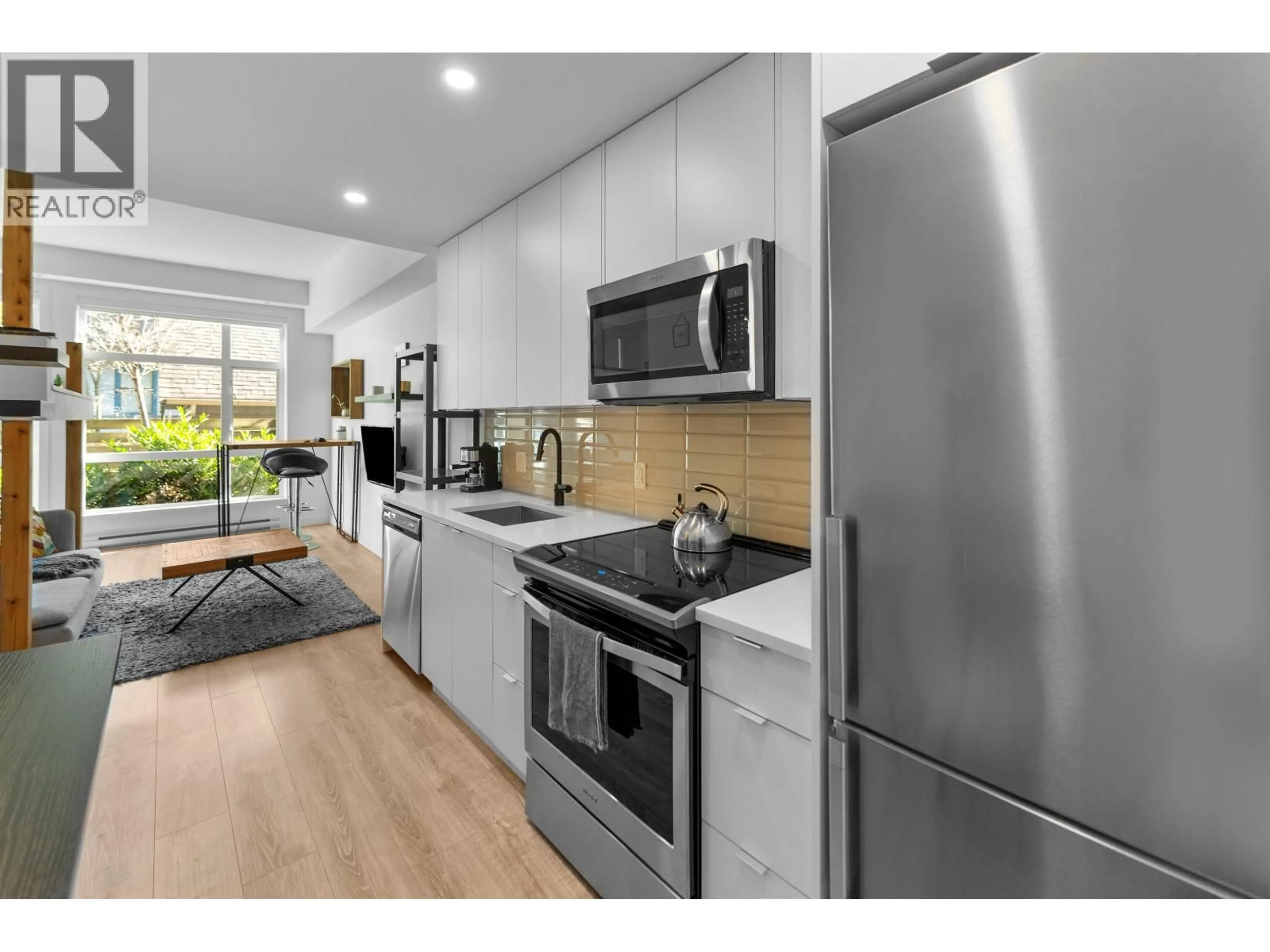 Unknown for 104 - 610 BRANTFORD STREET, New Westminster British Columbia V3M1W7