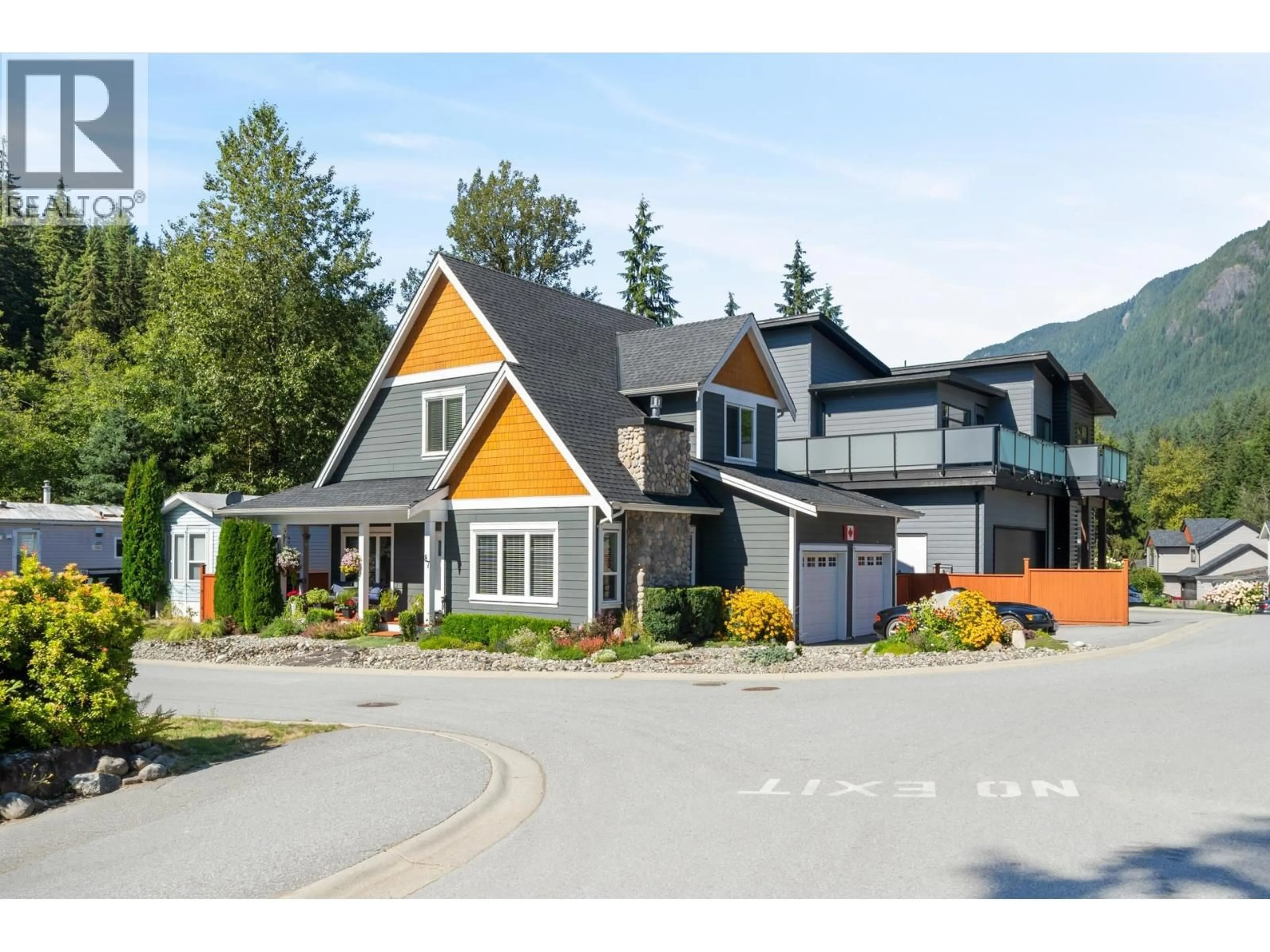 Home with vinyl exterior material, street for 87 - 3295 SUNNYSIDE ROAD, Anmore British Columbia V3H4Z4