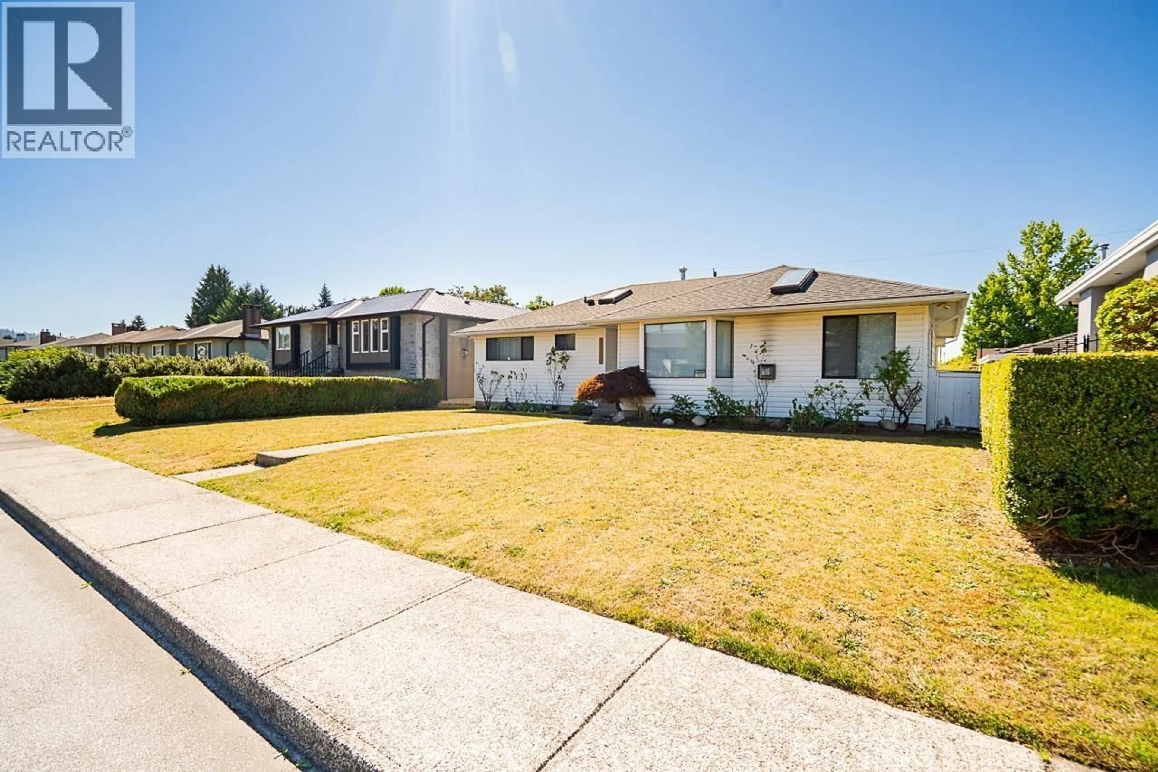 Home with vinyl exterior material, street for 6546 DUNNEDIN STREET, Burnaby British Columbia V5B1Y8