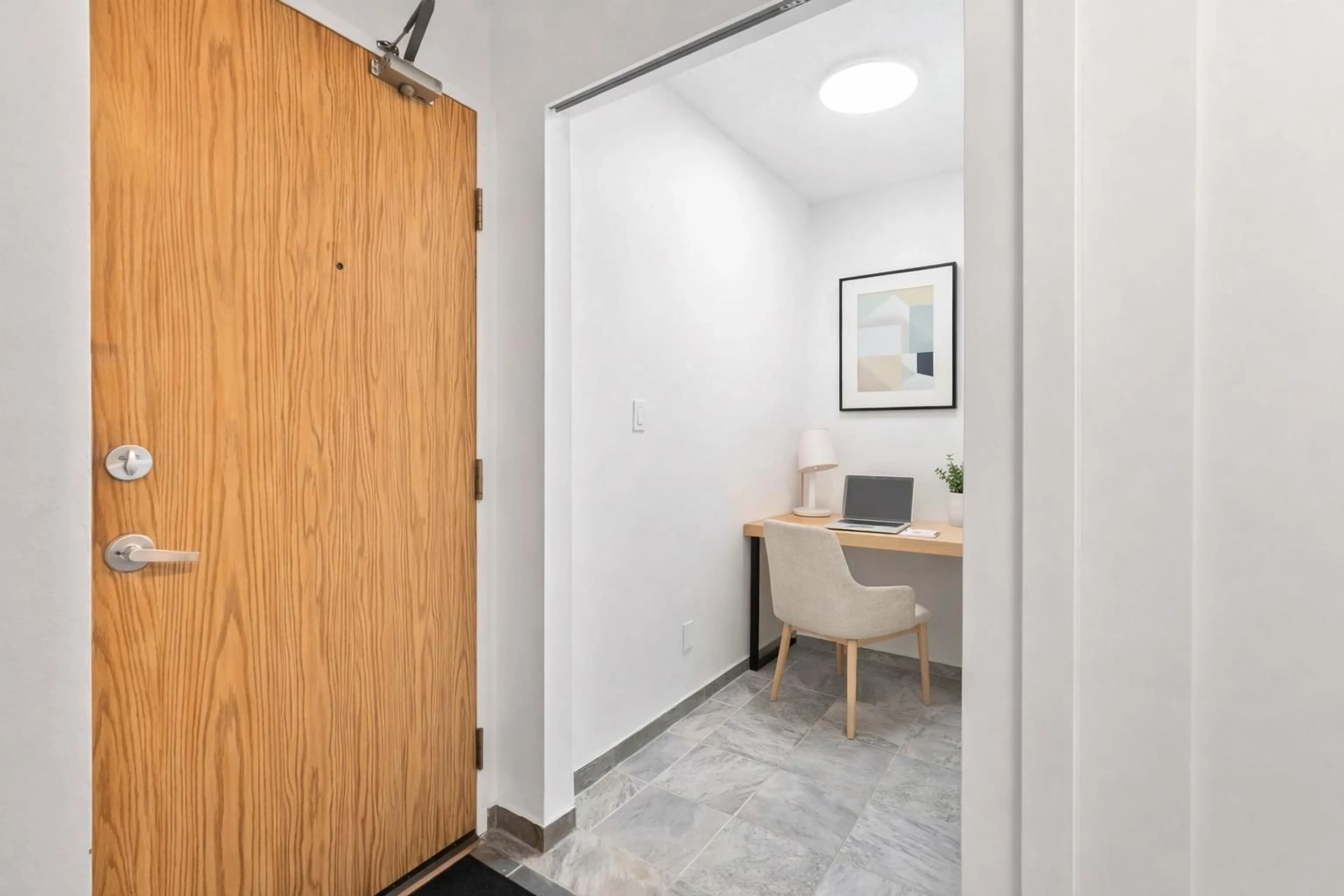 Indoor entryway for 317 - 13364 102 AVENUE, Surrey British Columbia V3T5L8