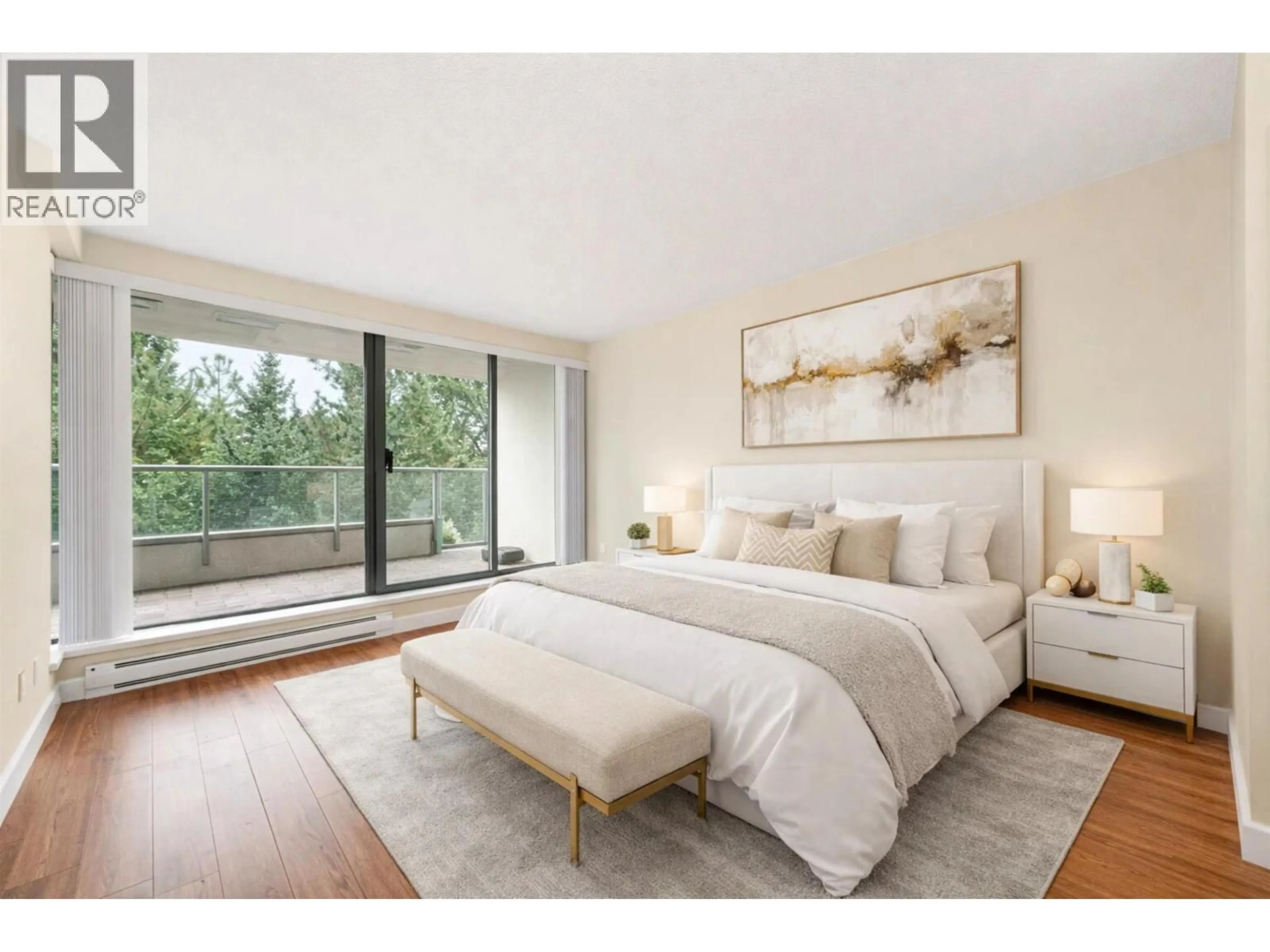 Bedroom with bed, unknown for 306 - 6622 SOUTHOAKS CRESCENT, Burnaby British Columbia V5E4K2