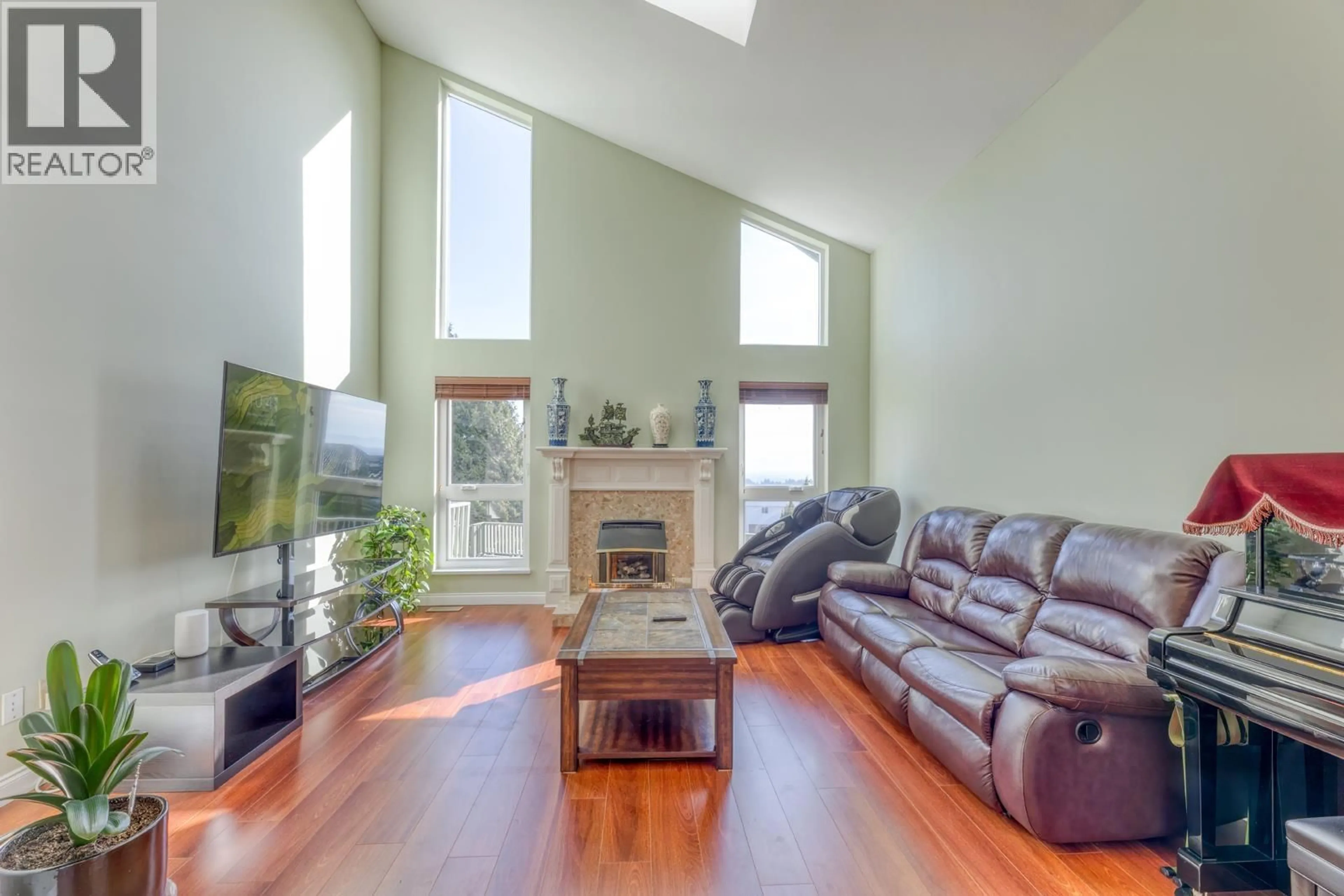 Living room with furniture, wood/laminate floor for 2750 WESTLAKE DRIVE, Coquitlam British Columbia V3C5J7