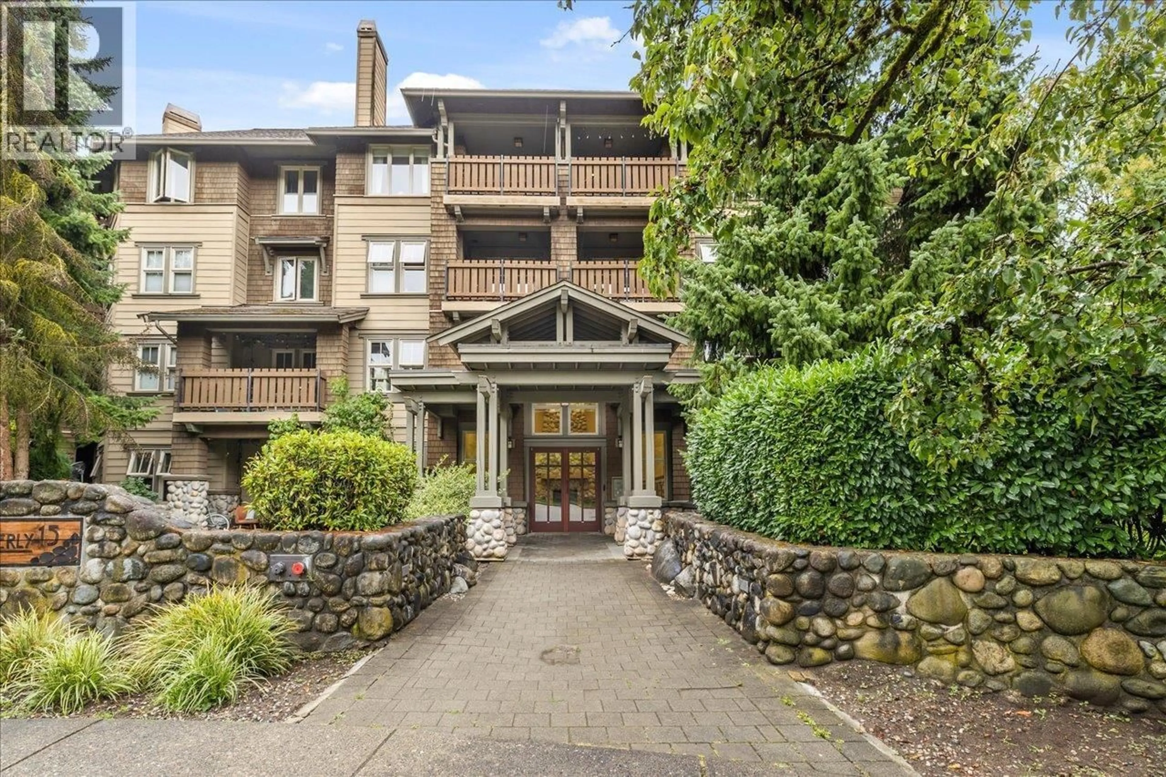 Unknown for 207 - 15 SMOKEY SMITH PLACE, New Westminster British Columbia V3L5V7