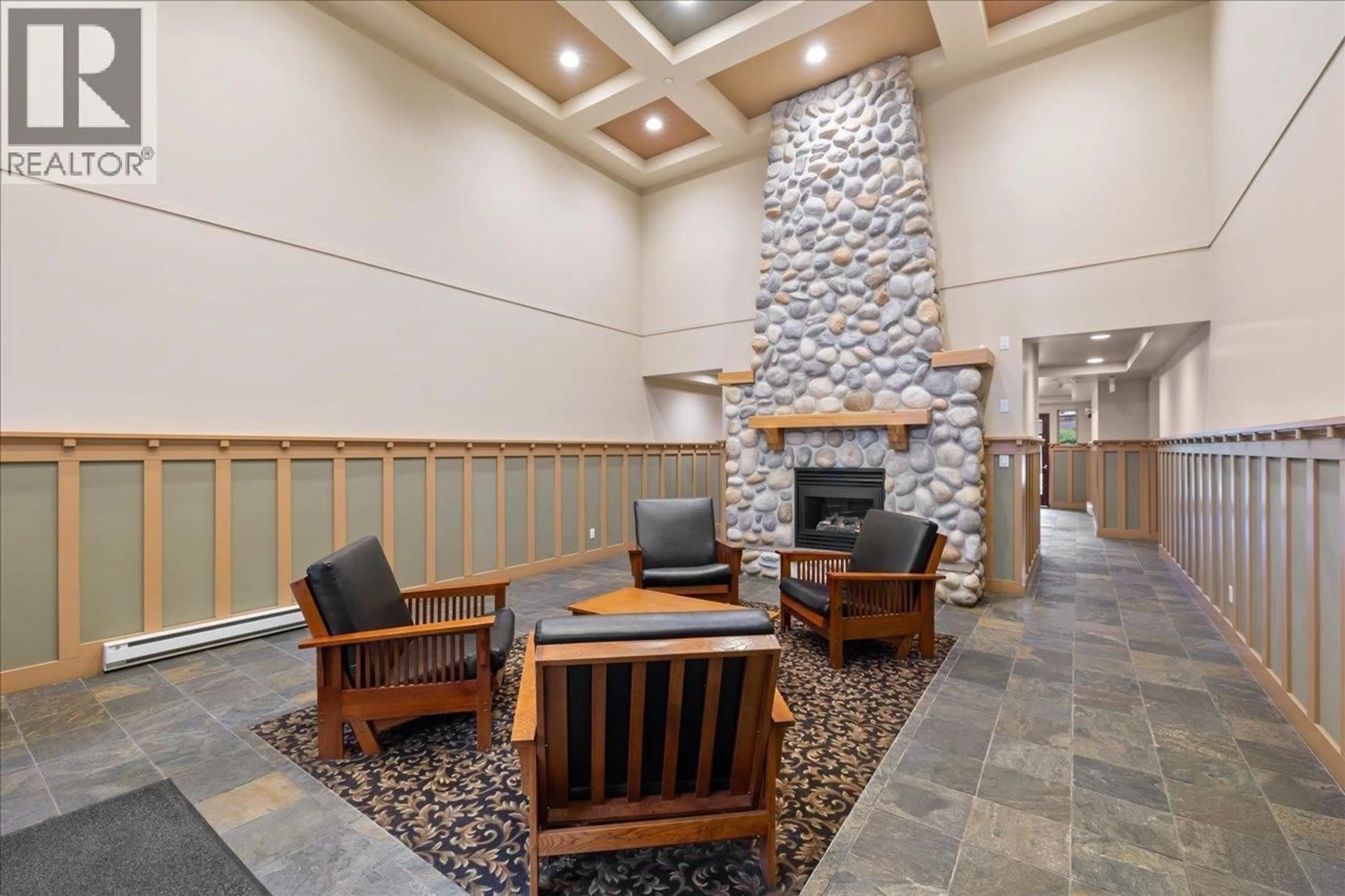 Lobby for 207 - 15 SMOKEY SMITH PLACE, New Westminster British Columbia V3L5V7