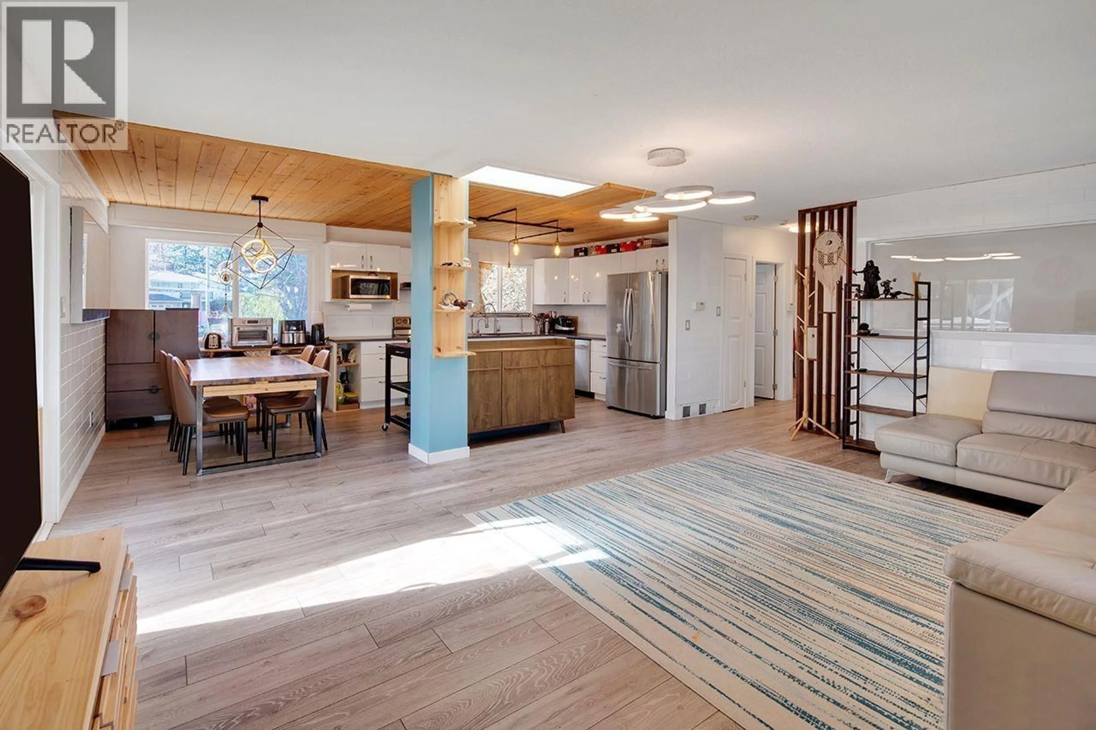 Open concept kitchen, unknown for 2132 ANITA DRIVE, Port Coquitlam British Columbia V3C1H3