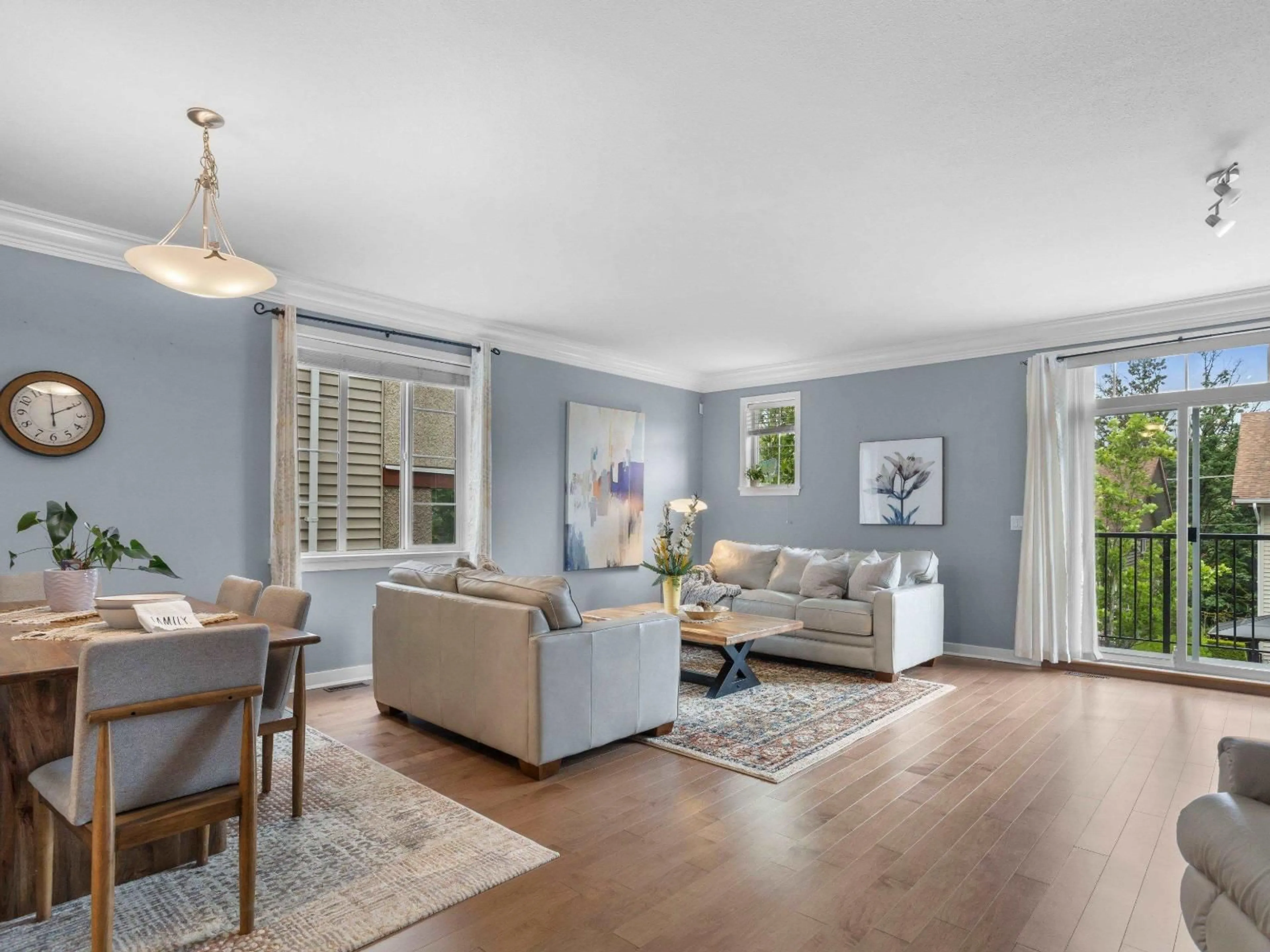 Living room with furniture, wood/laminate floor for 43 - 35626 MCKEE ROAD, Abbotsford British Columbia V3G2L6