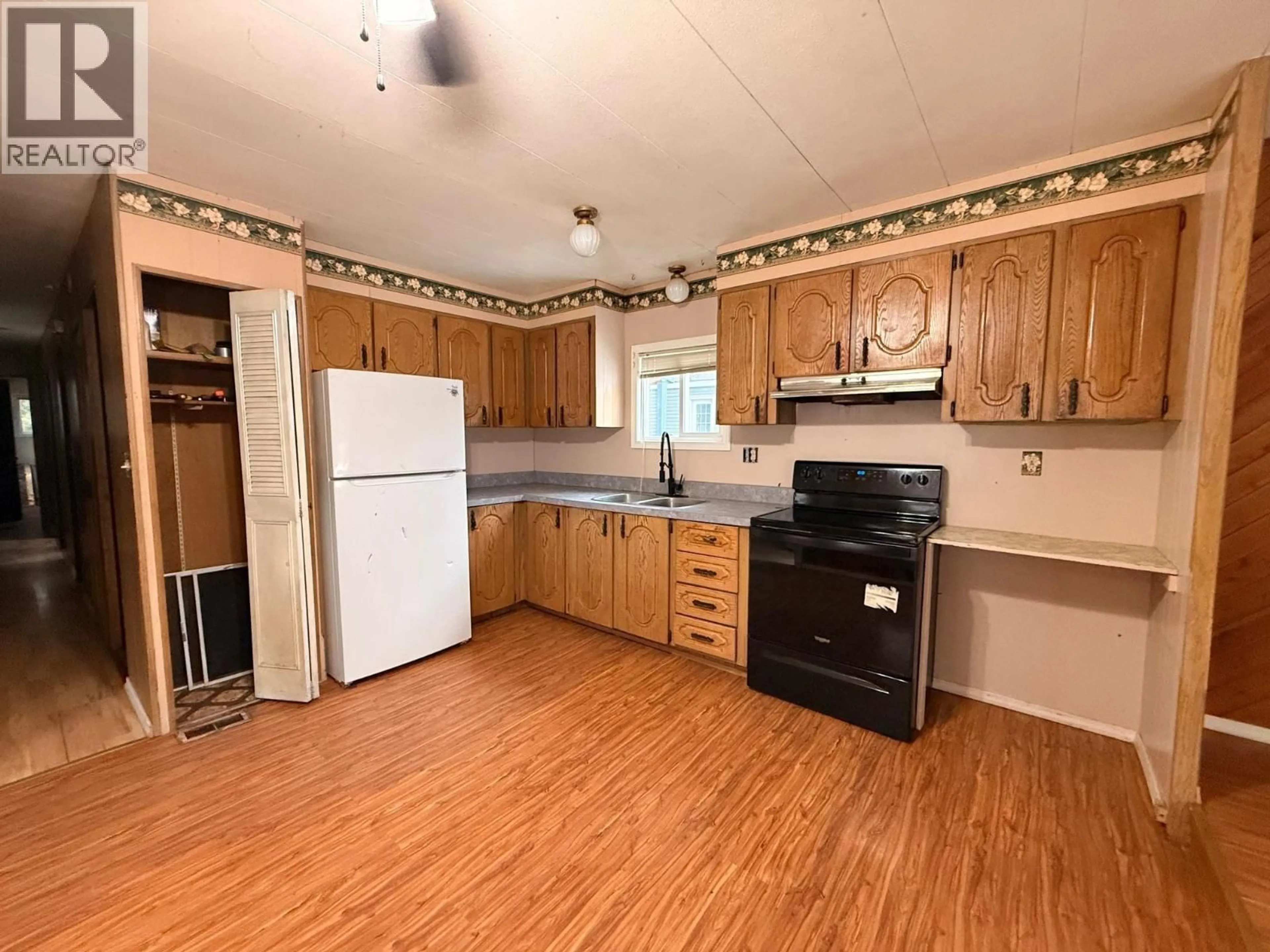 Standard kitchen, unknown for 13 - 1322 DOG CREEK ROAD, Williams Lake British Columbia V2G3G9