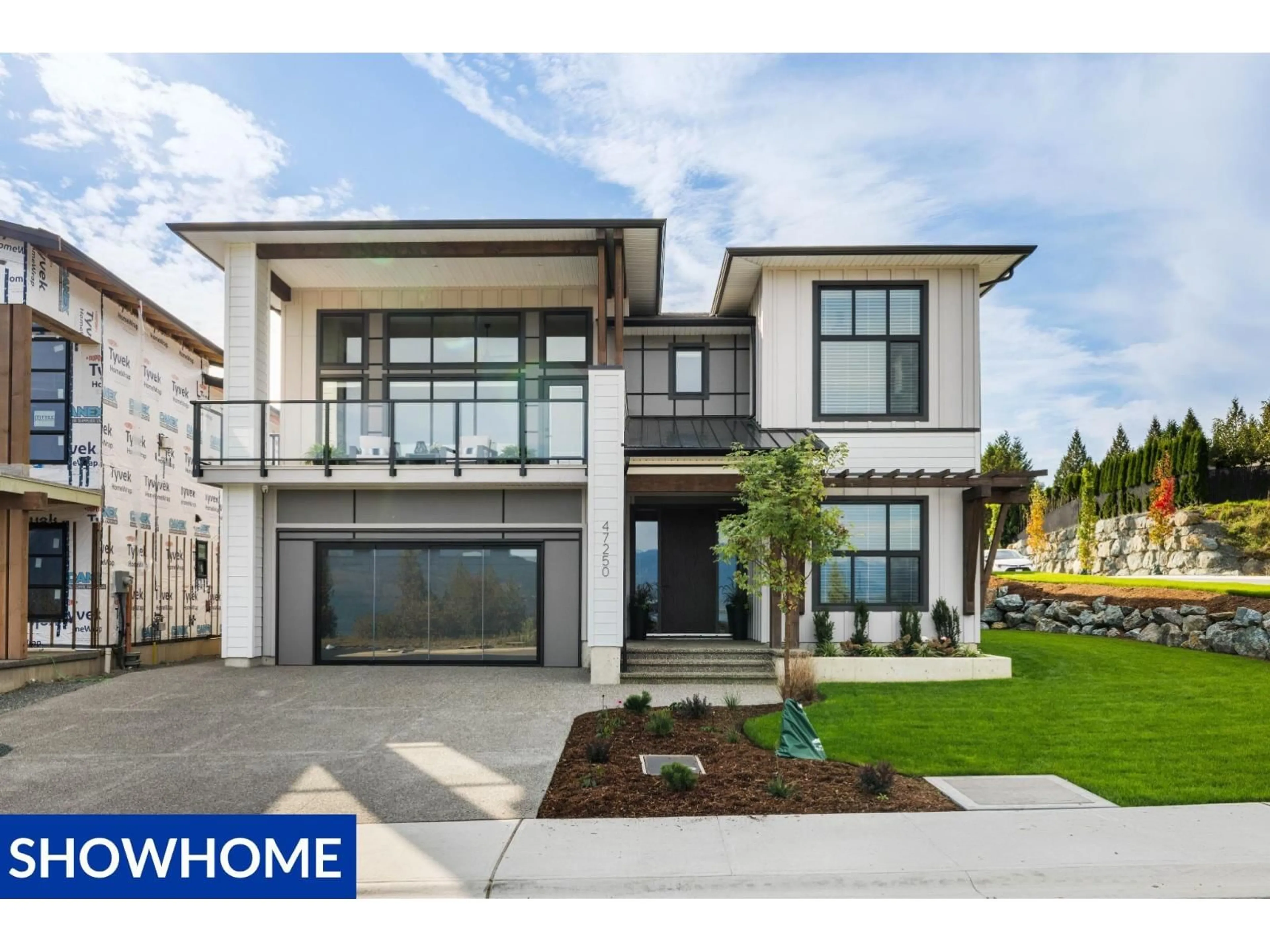 Home with vinyl exterior material, street for 47262 VALERIE PLACE, Chilliwack British Columbia V2P7W9