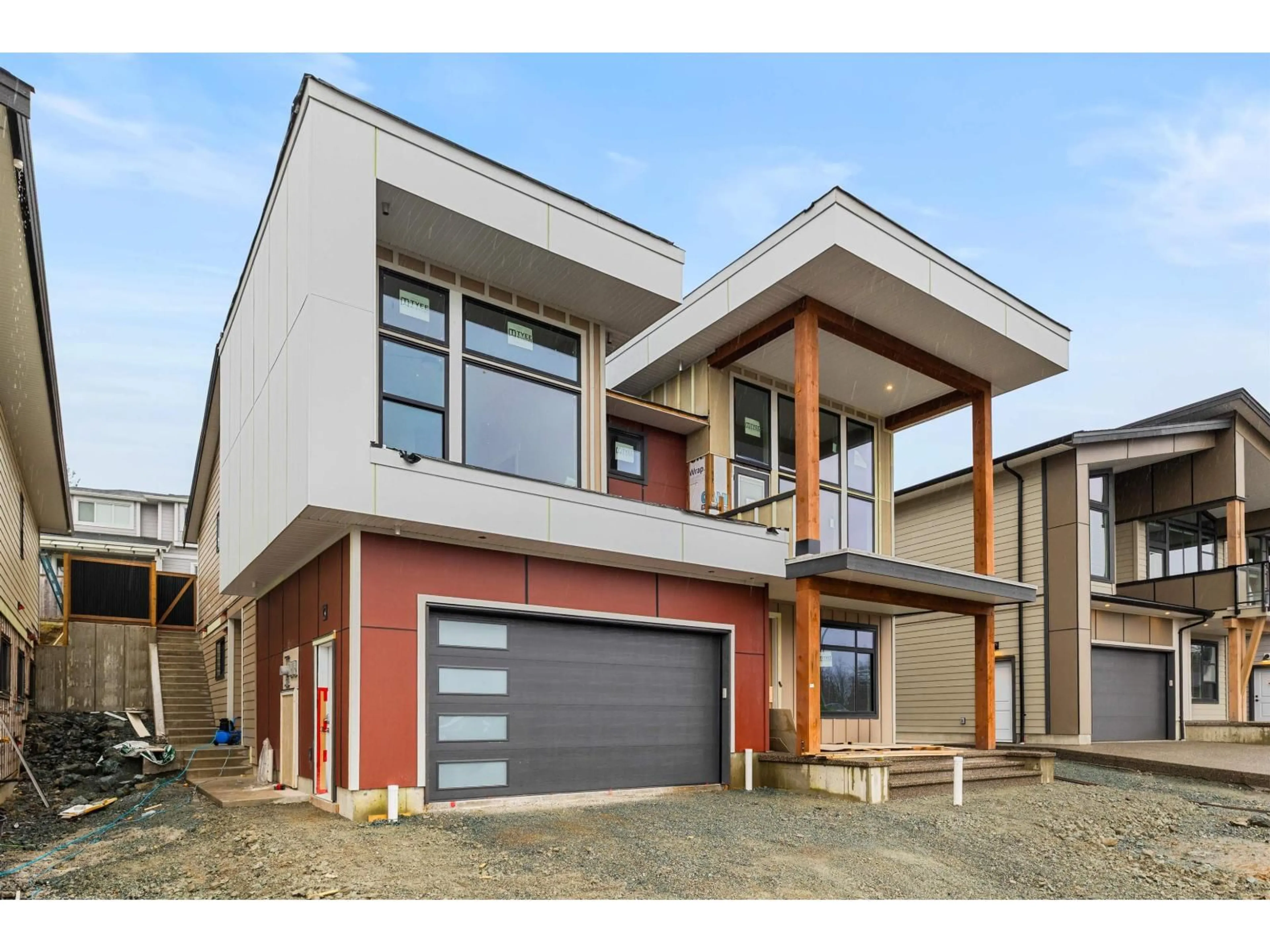 Home with brick exterior material, unknown for 47262 VALERIE PLACE, Chilliwack British Columbia V2P7W9