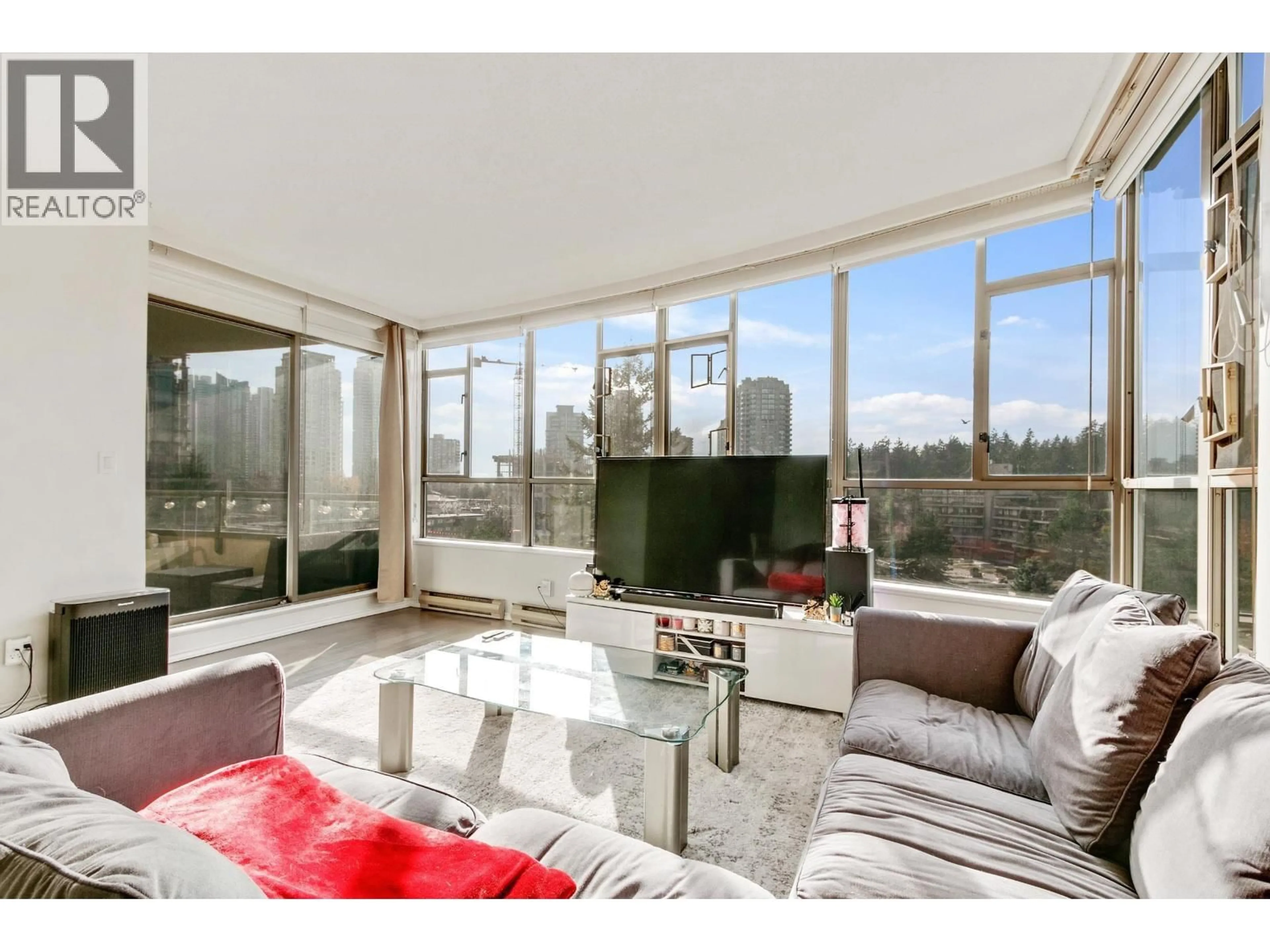 Living room with furniture, unknown for 905 - 5885 OLIVE AVENUE, Burnaby British Columbia V5H4N8