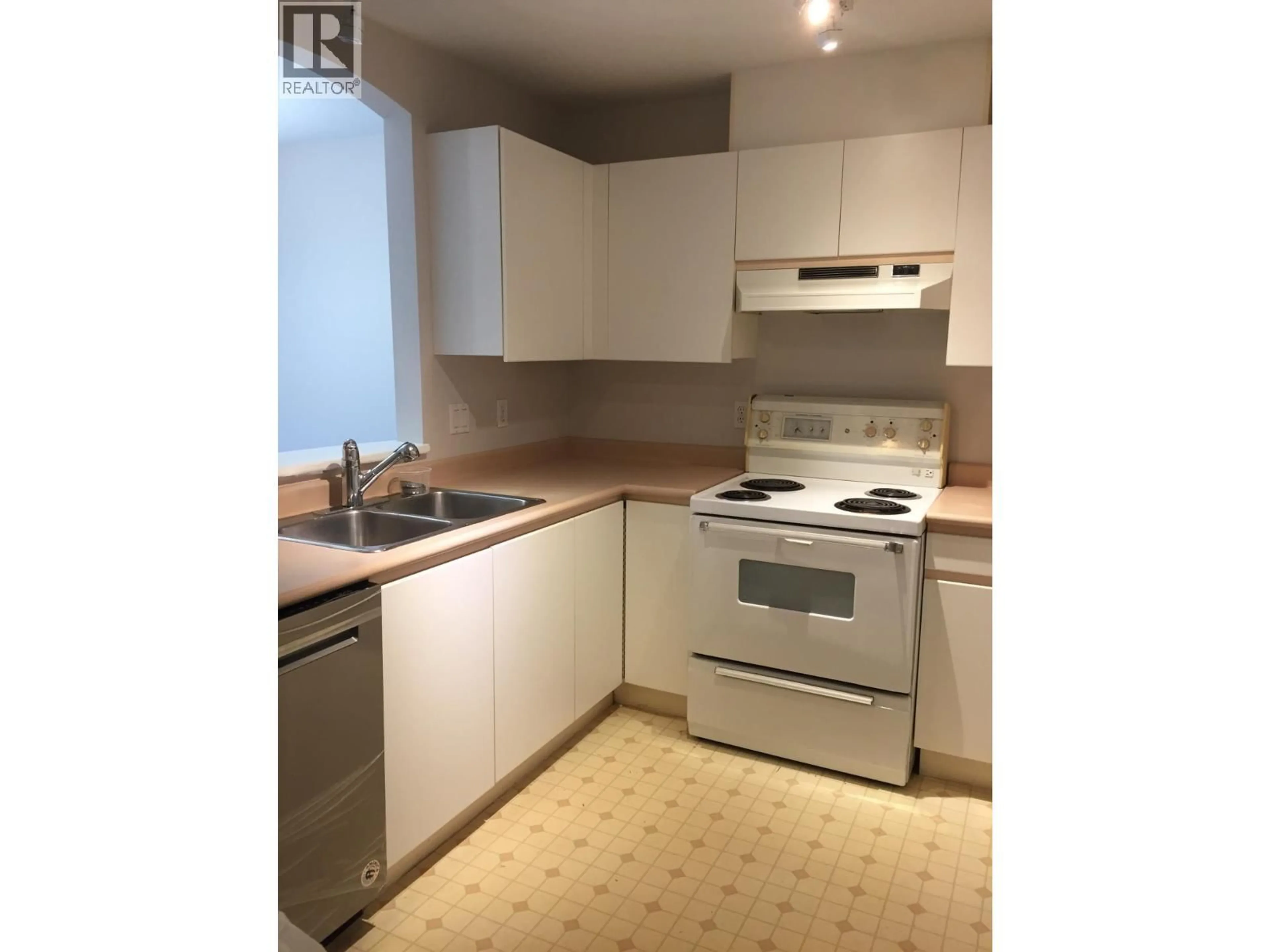 Standard kitchen, wood/laminate floor for 202 - 8200 JONES ROAD, Richmond British Columbia V6Y3Z2