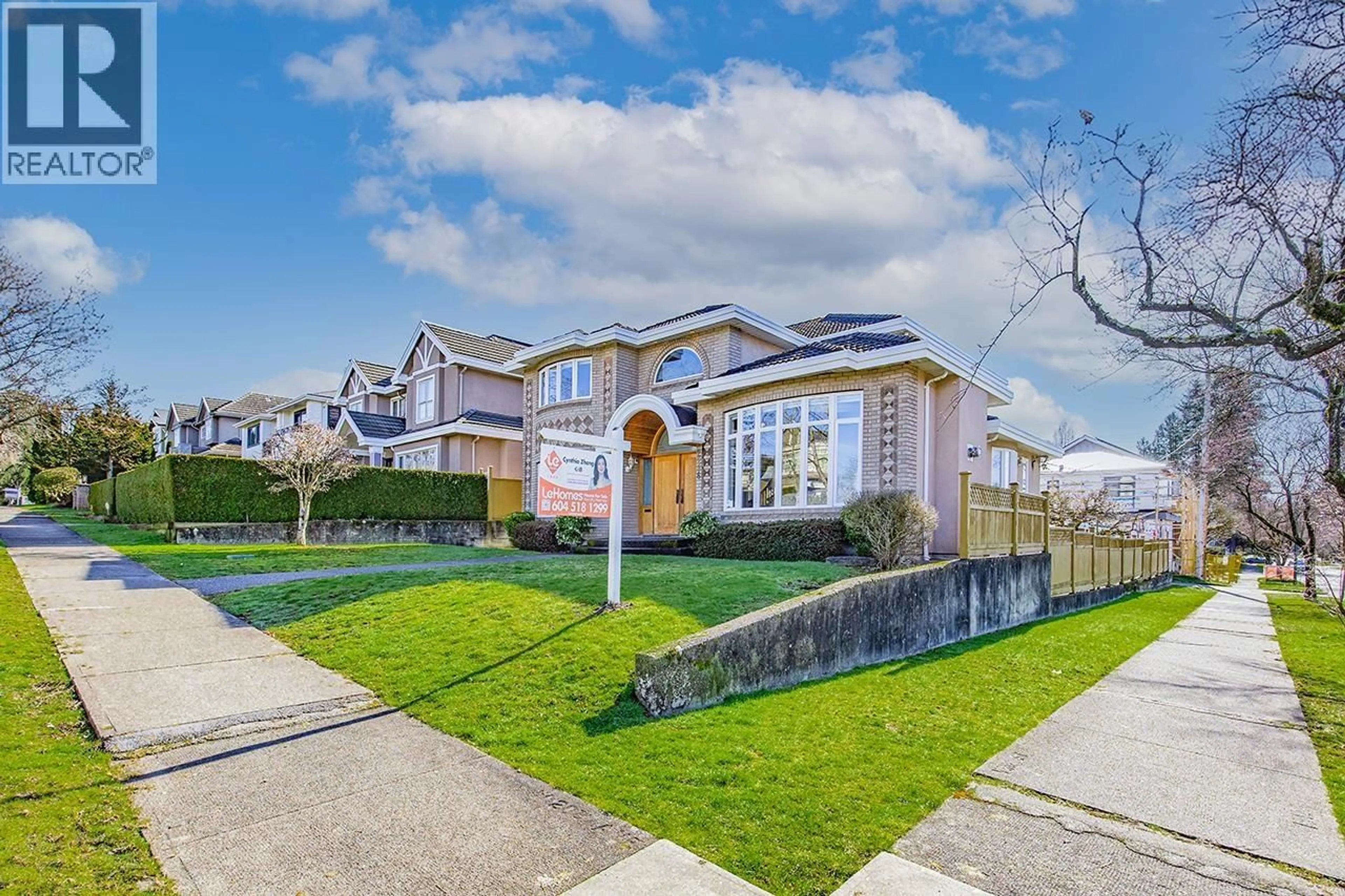 Unknown for 2288 20TH AVENUE, Vancouver British Columbia V6L1G3