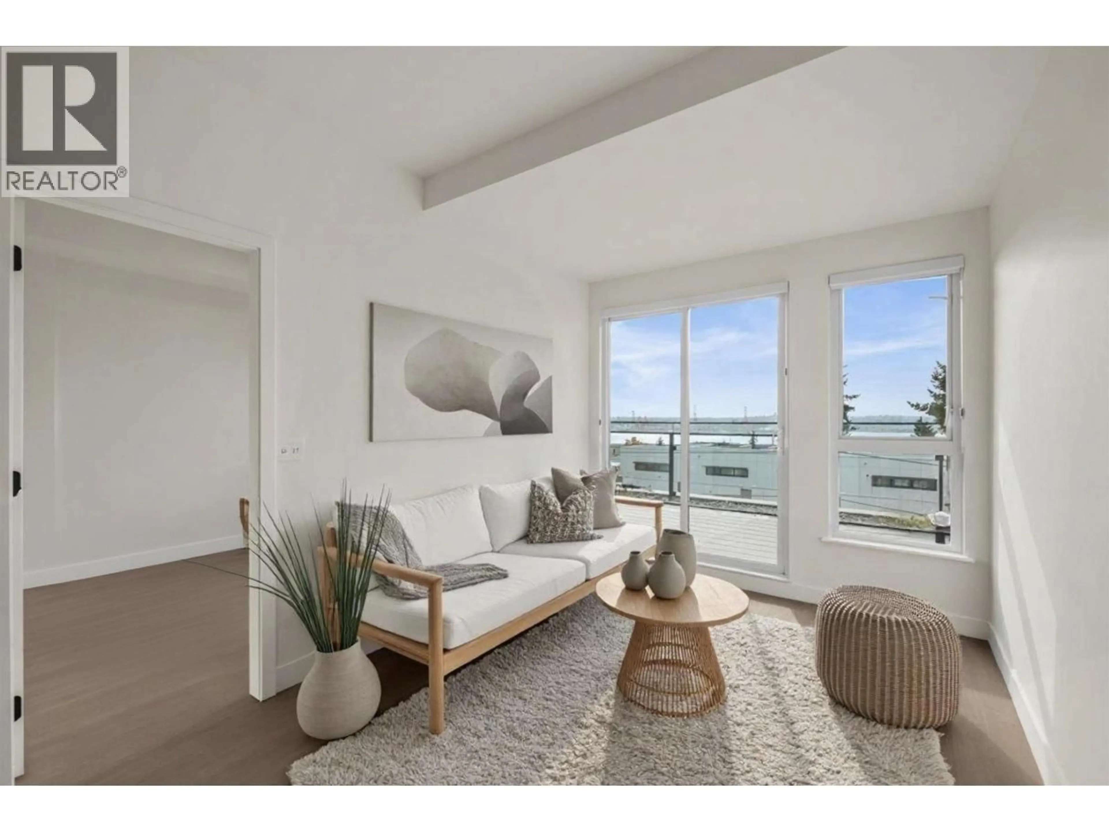 Living room with furniture, unknown for 553 - 422 3RD STREET, North Vancouver British Columbia V7L0K1