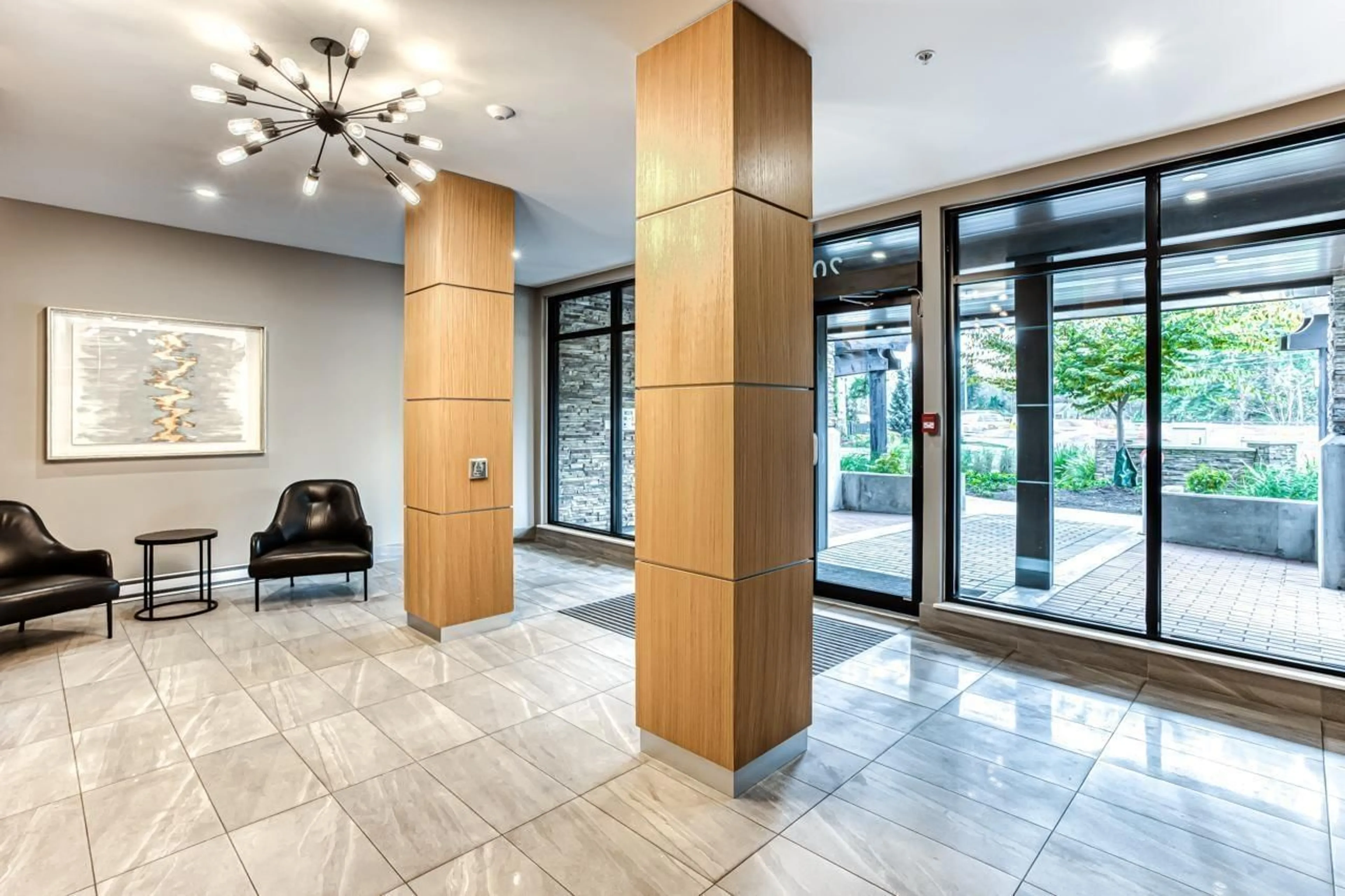 Indoor foyer for 503 - 20829 77A AVENUE, Langley British Columbia V2Y0Y5