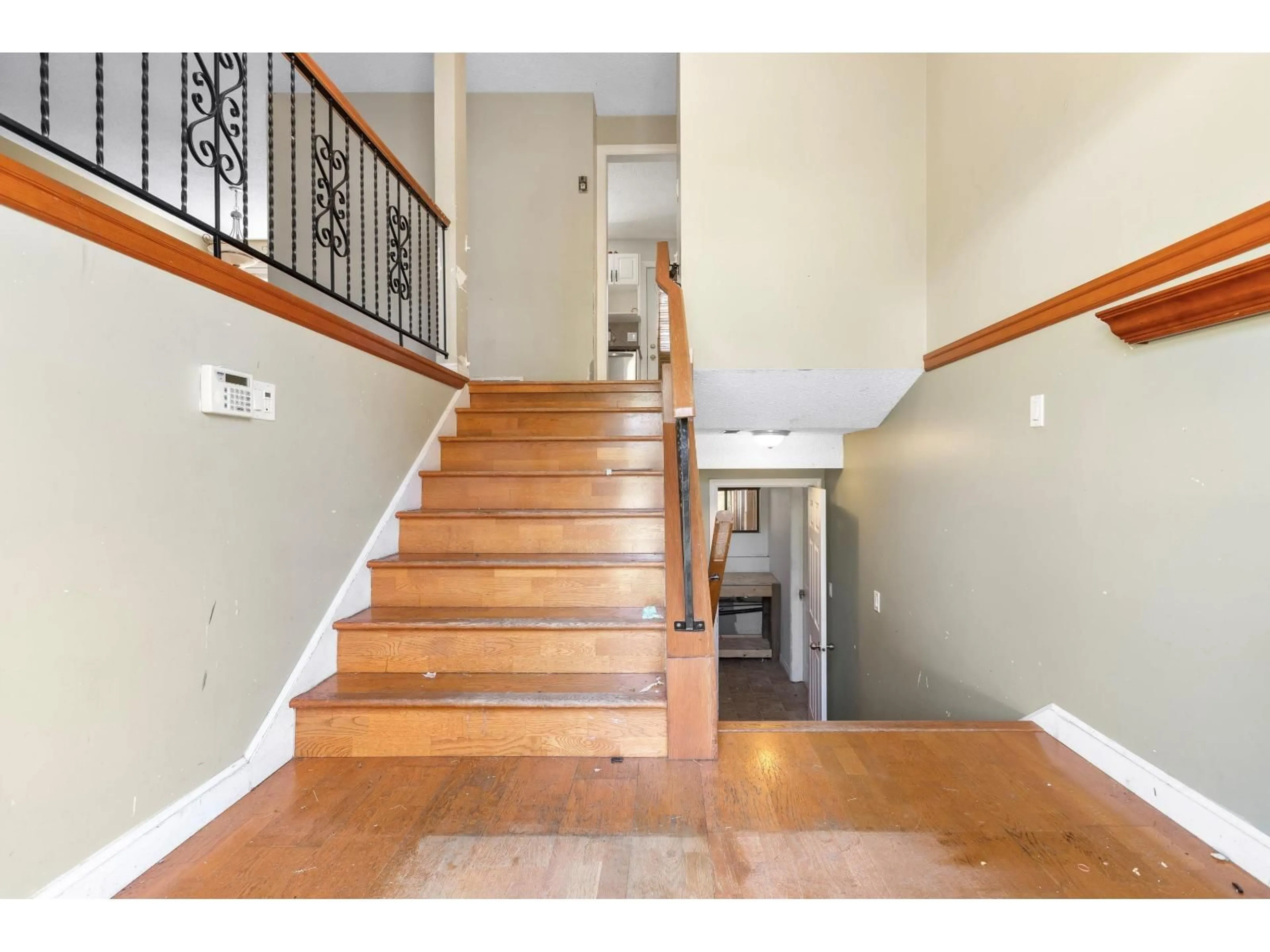 Unknown for 8074 WAXBERRY CRESCENT, Mission British Columbia V2V5K1