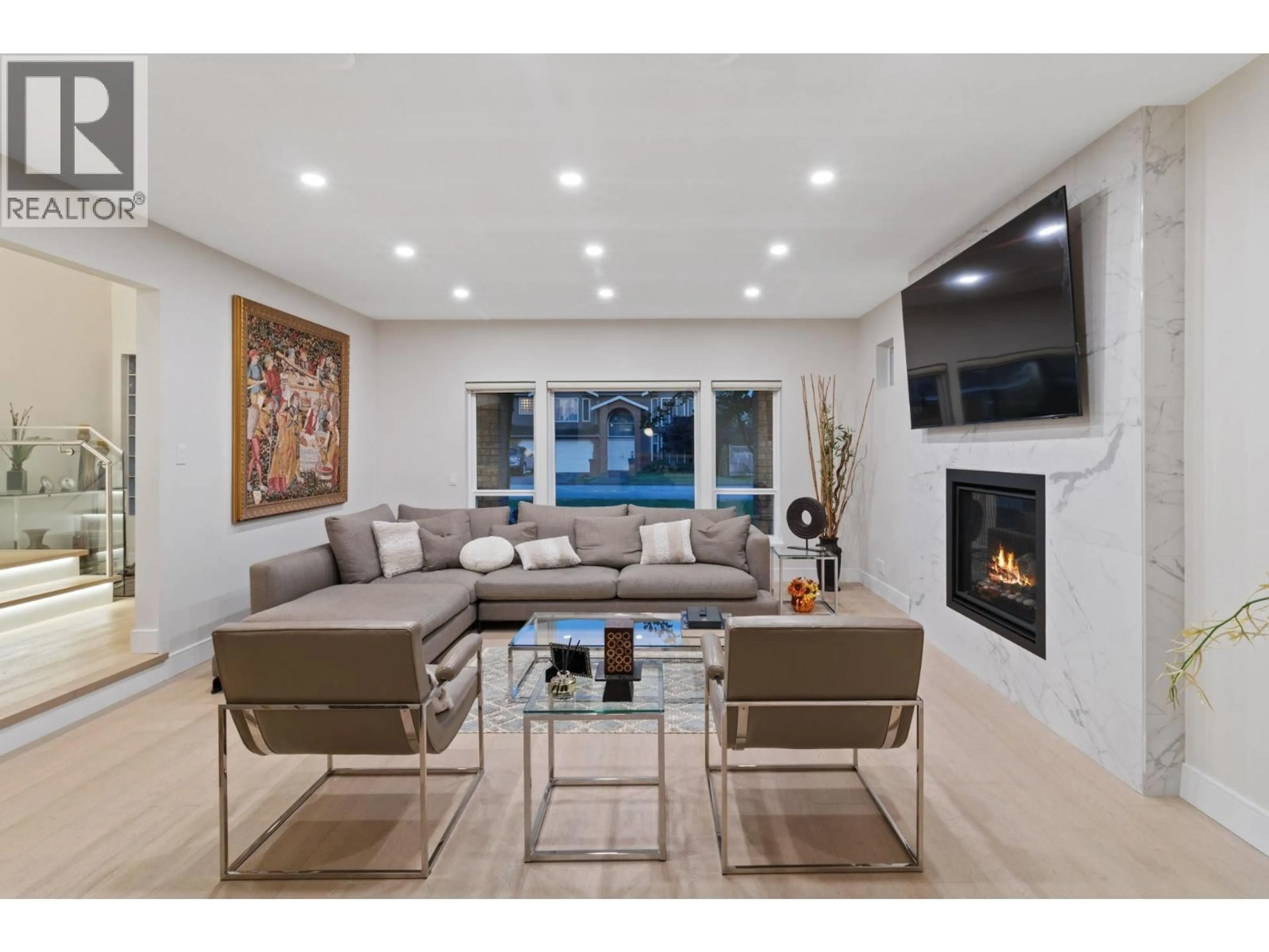 Living room with furniture, ceramic/tile floor for 7231 DAMPIER COURT, Richmond British Columbia V7C5W4