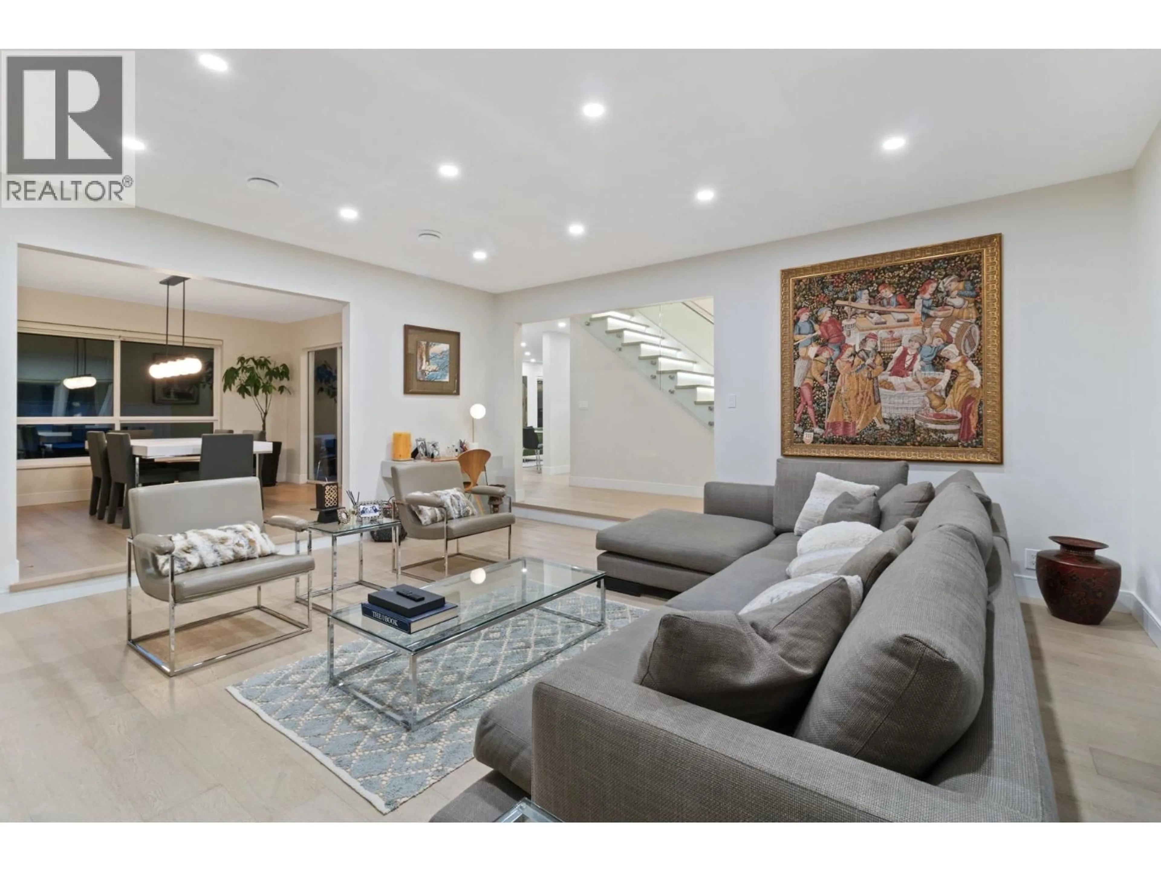 Living room with furniture, unknown for 7231 DAMPIER COURT, Richmond British Columbia V7C5W4