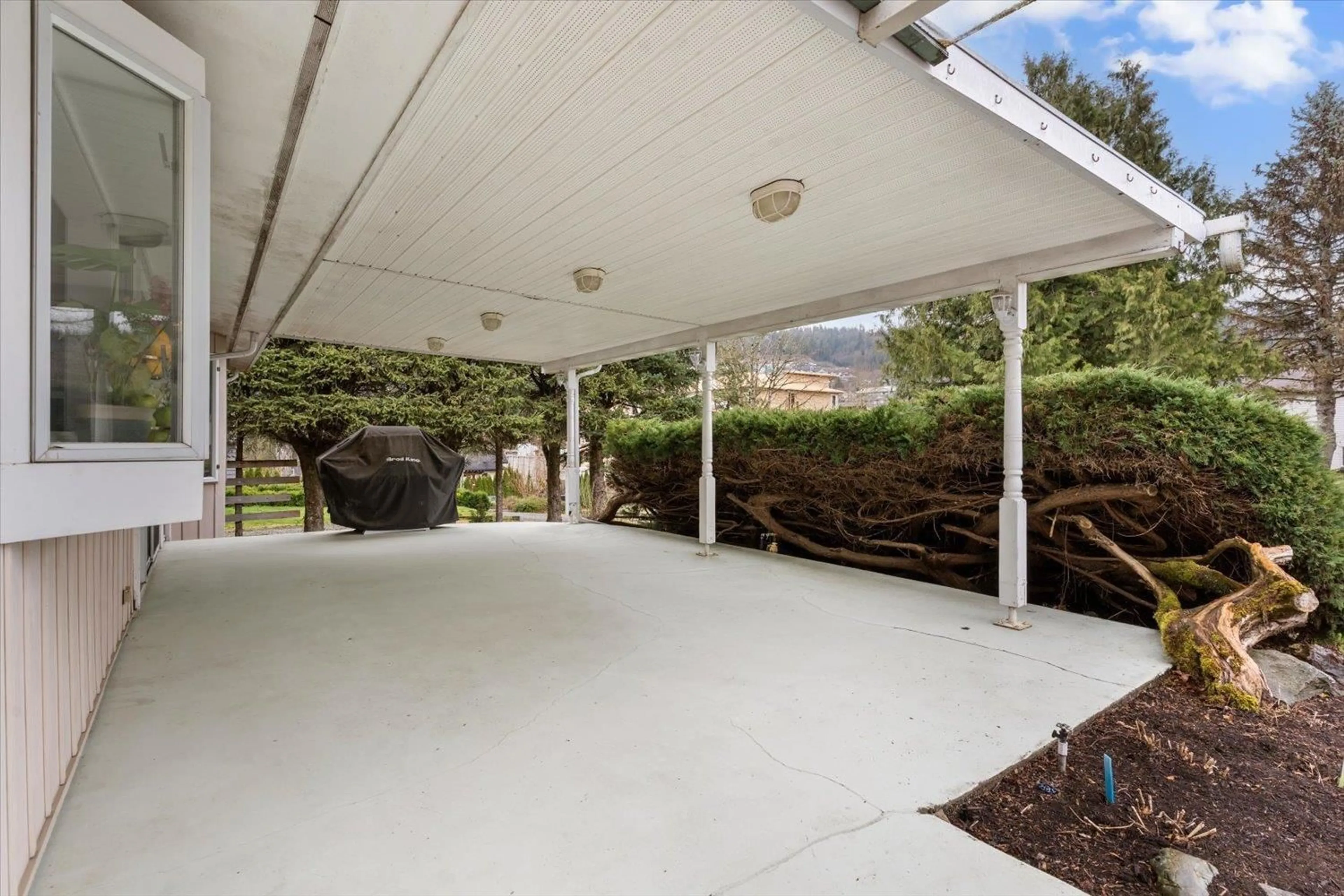 Patio, unknown for 46486 UPLANDS ROAD, Chilliwack British Columbia V2R4M5