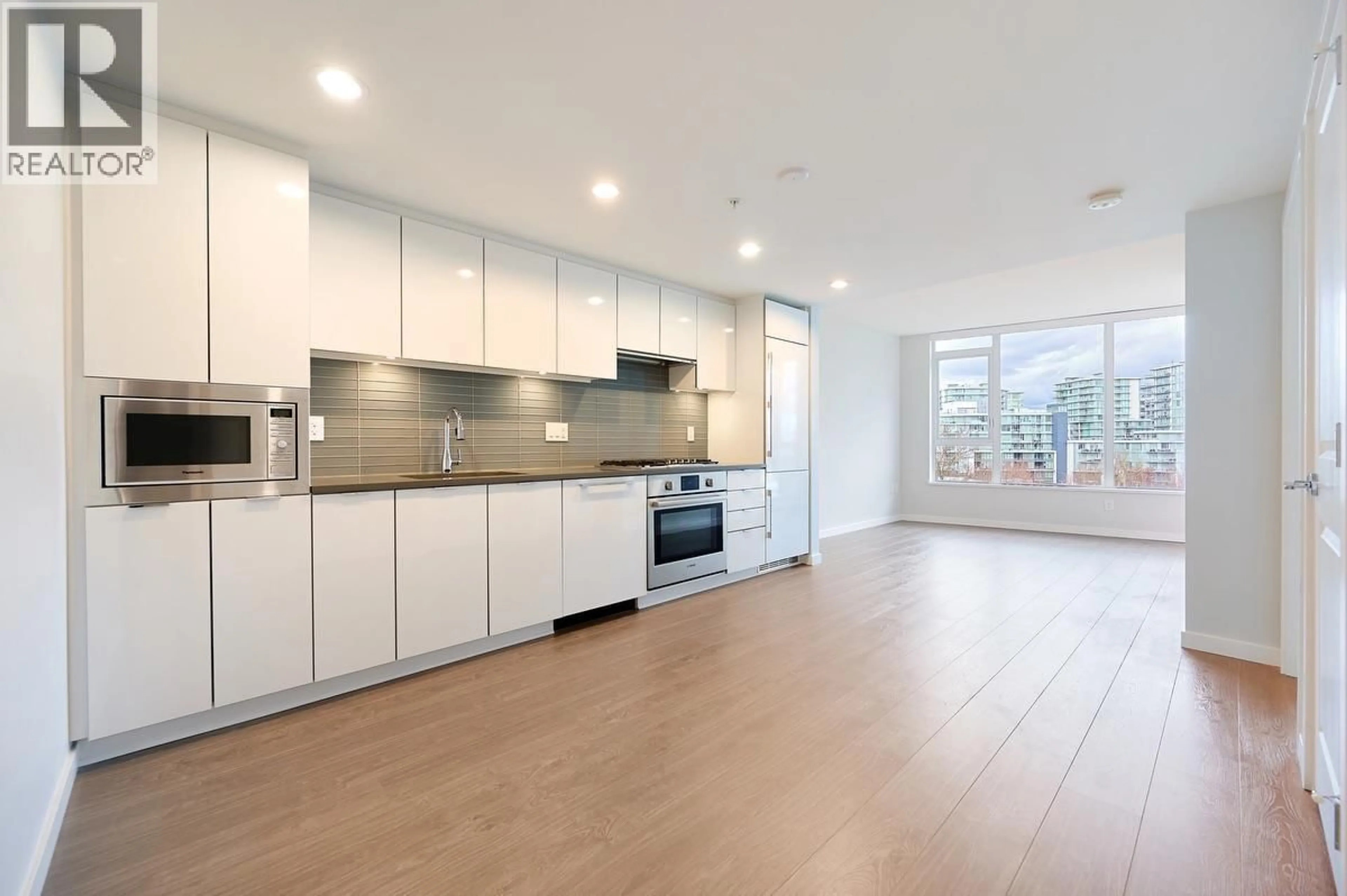 Open concept kitchen, unknown for 708 - 3331 BROWN ROAD, Richmond British Columbia V6X0P5