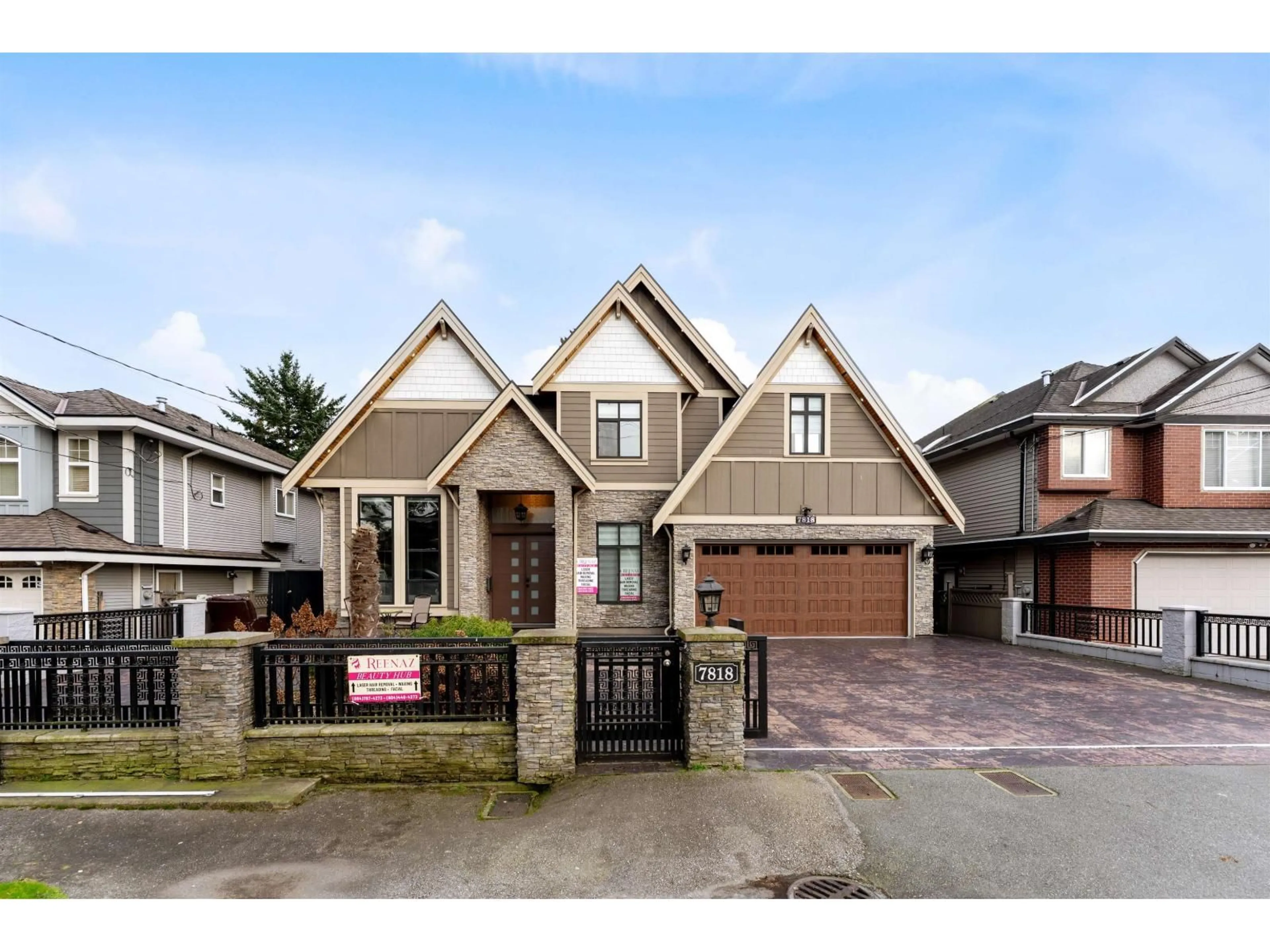 Home with brick exterior material, street for 7818 127 STREET, Surrey British Columbia V3W4B3