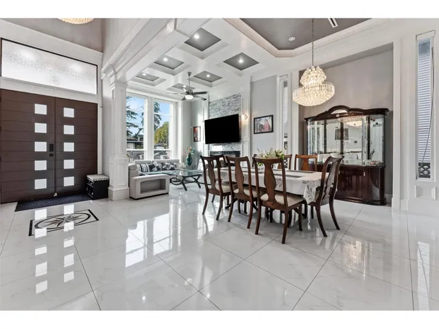 7818 127 STREET, Surrey 5