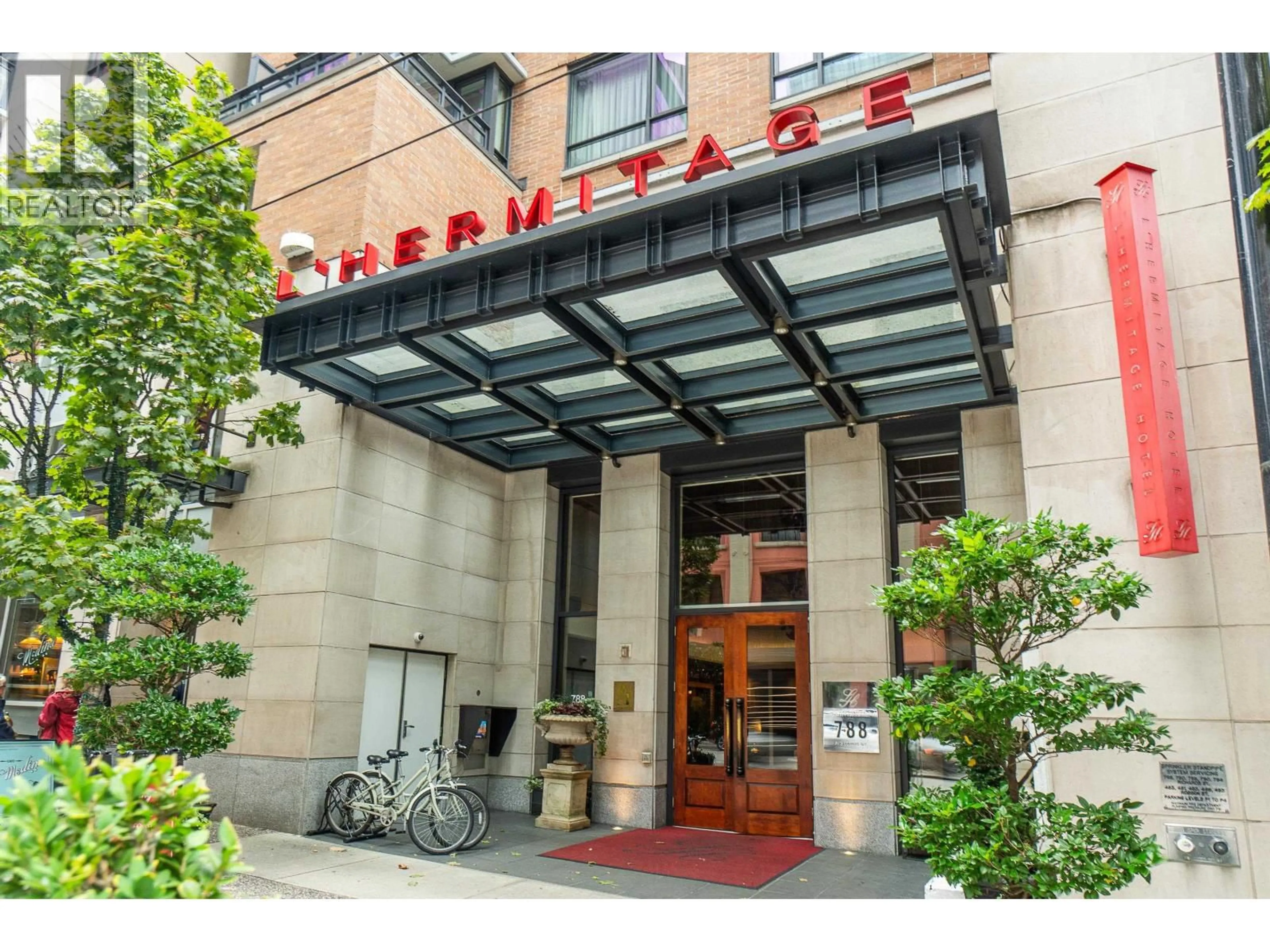 Lobby for 1601 - 788 RICHARDS STREET, Vancouver British Columbia V6B0C7