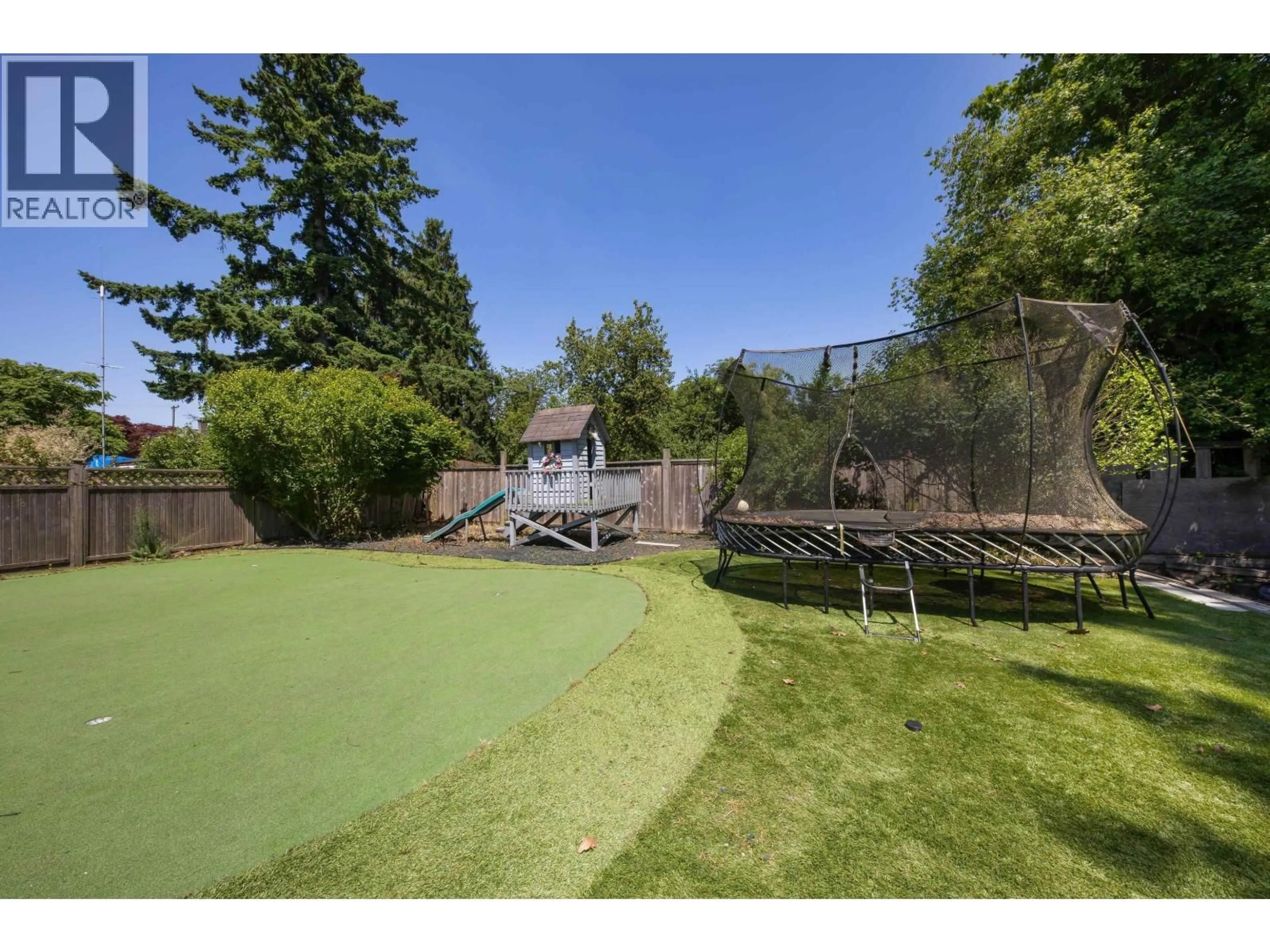 A pic from outside/outdoor area/front of a property/back of a property/a pic from drone, mountain view for 23177 WILLETT AVENUE, Richmond British Columbia V6V3C6
