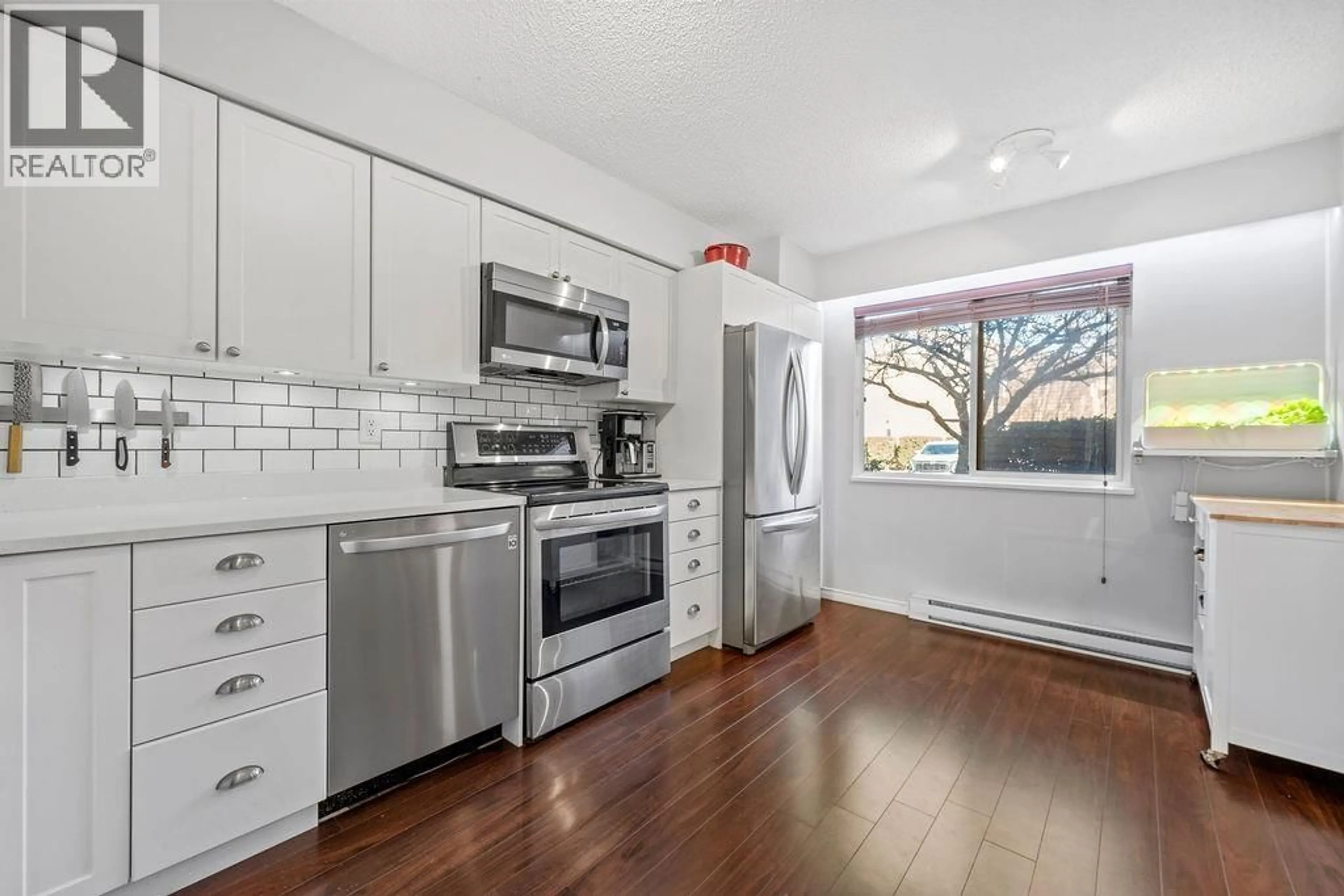 Unknown for 54 - 9111 NO. 5 ROAD, Richmond British Columbia V7A4N3