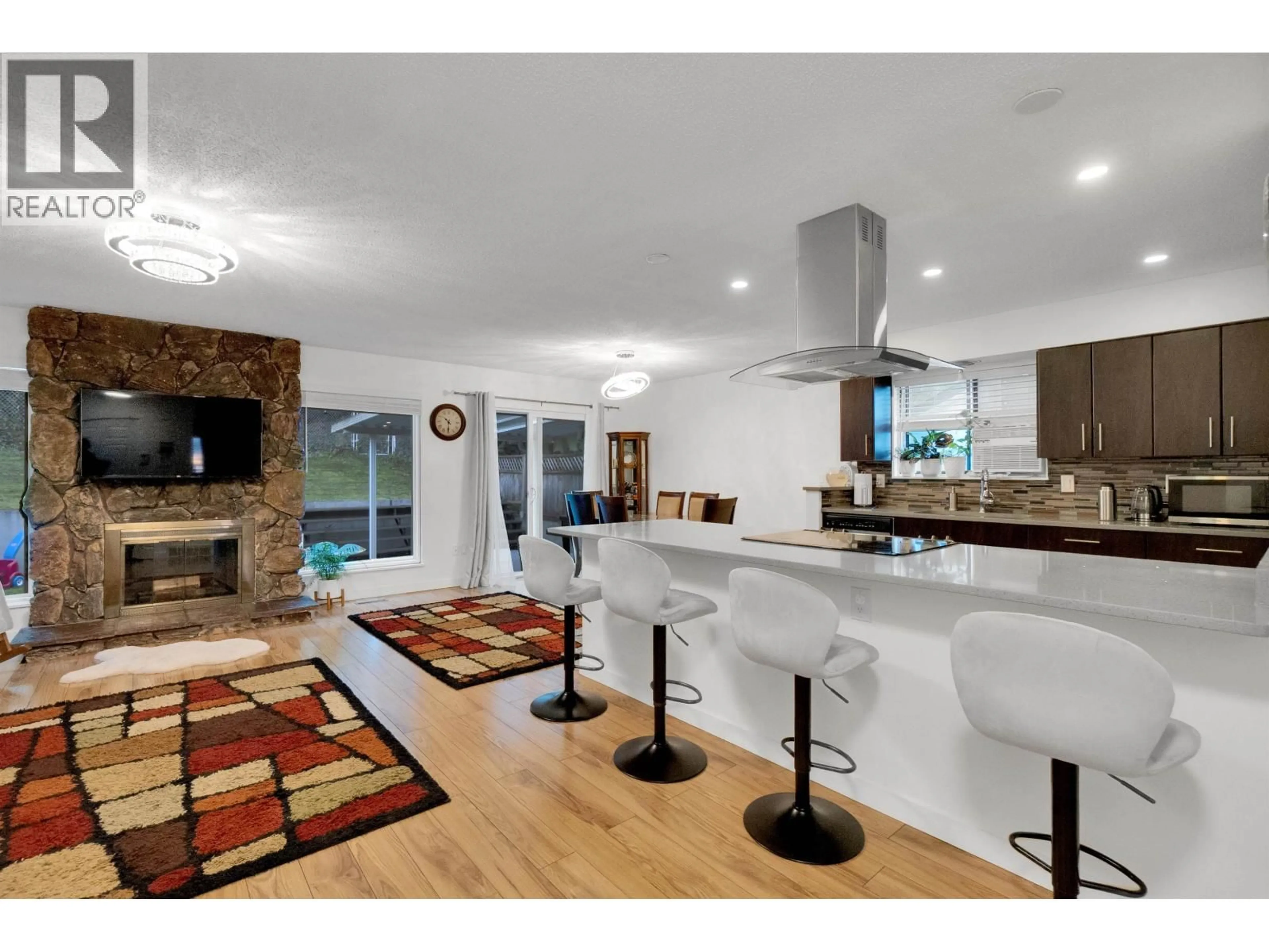 Open concept kitchen, ceramic/tile floor for 1230 BLUFF DRIVE, Coquitlam British Columbia V3E1C1