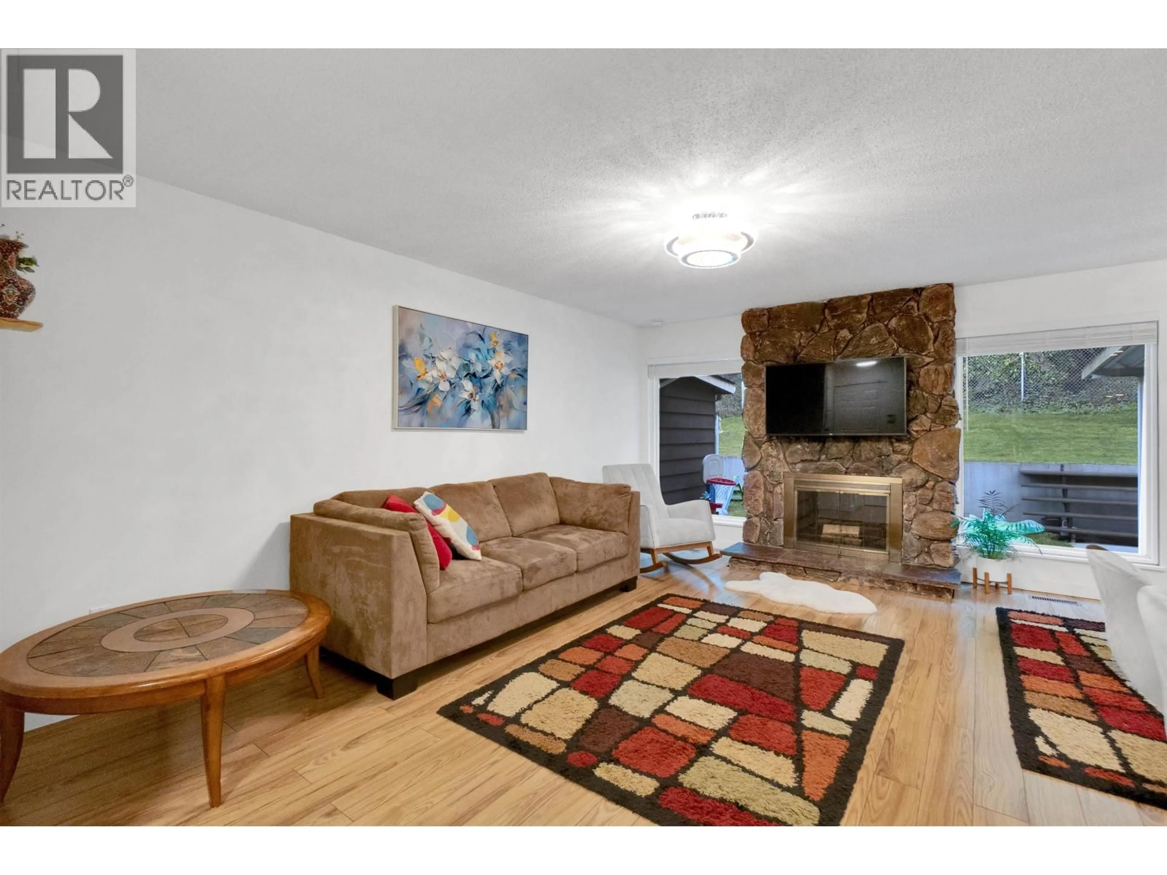 Living room with furniture, unknown for 1230 BLUFF DRIVE, Coquitlam British Columbia V3E1C1