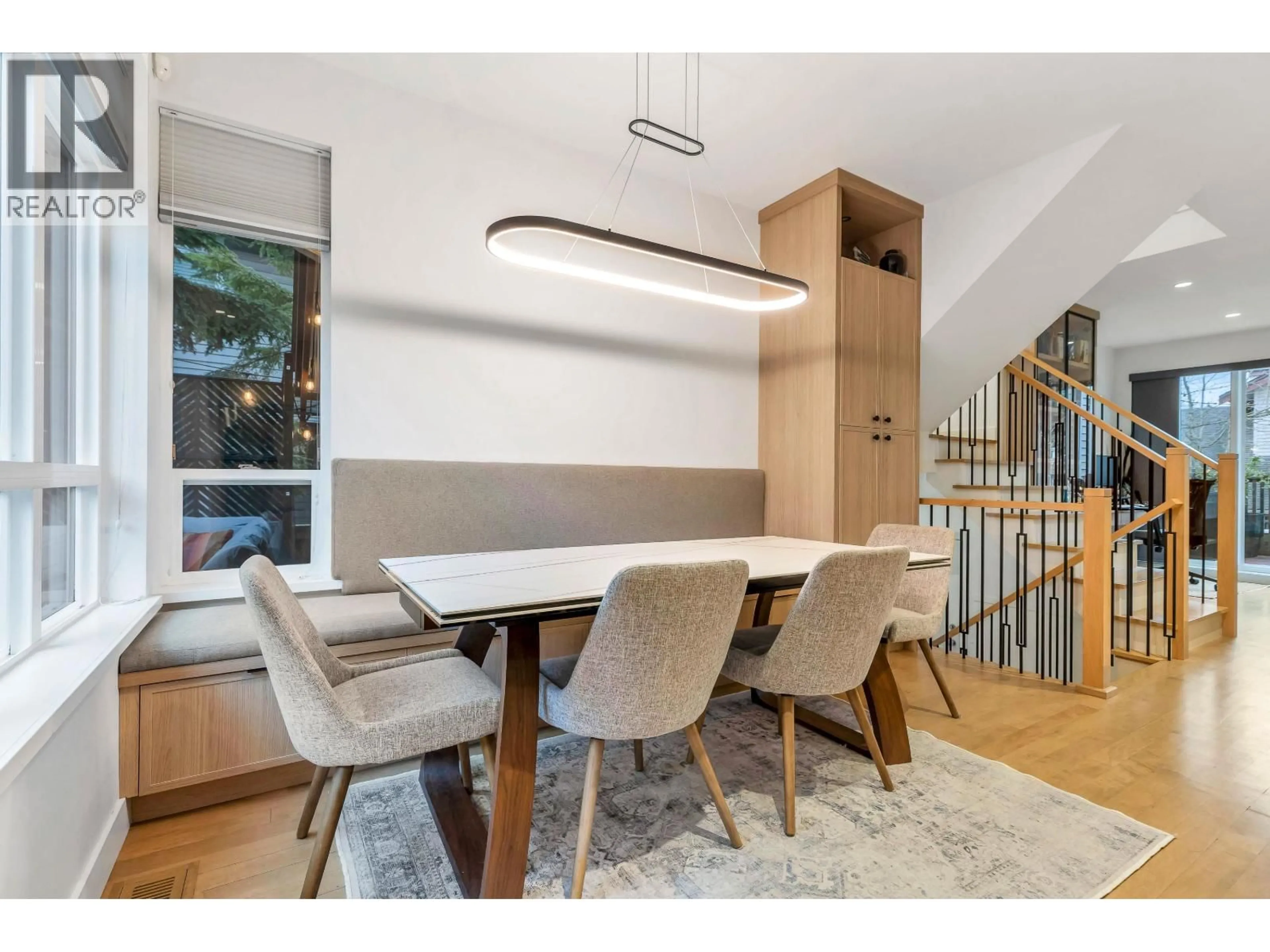 Dining room, wood/laminate floor for 24 - 15 FOREST PARK WAY, Port Moody British Columbia V3H5G7