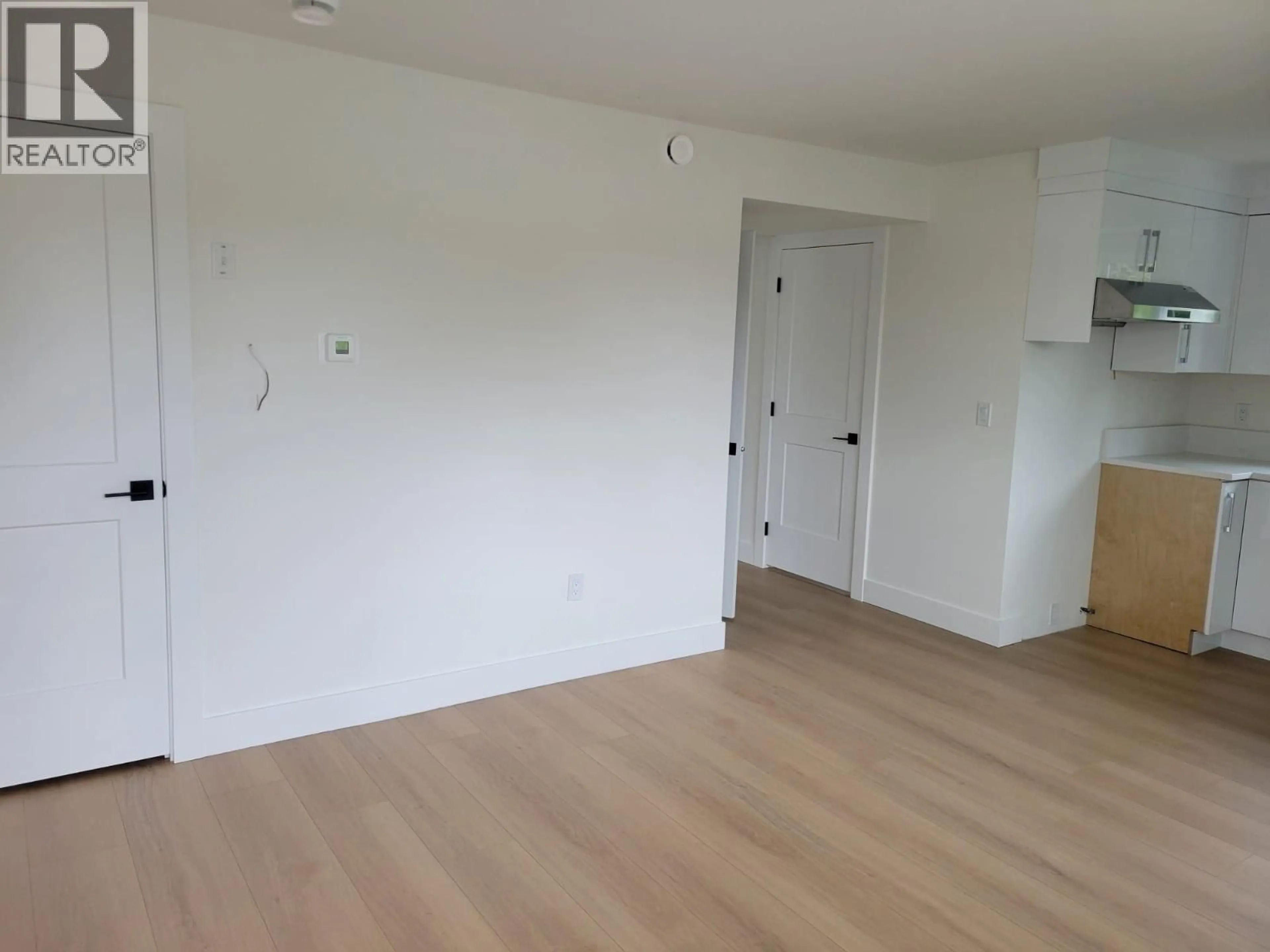 A pic of a room for 4 - 6765 KITCHENER STREET, Burnaby British Columbia V5B2J8