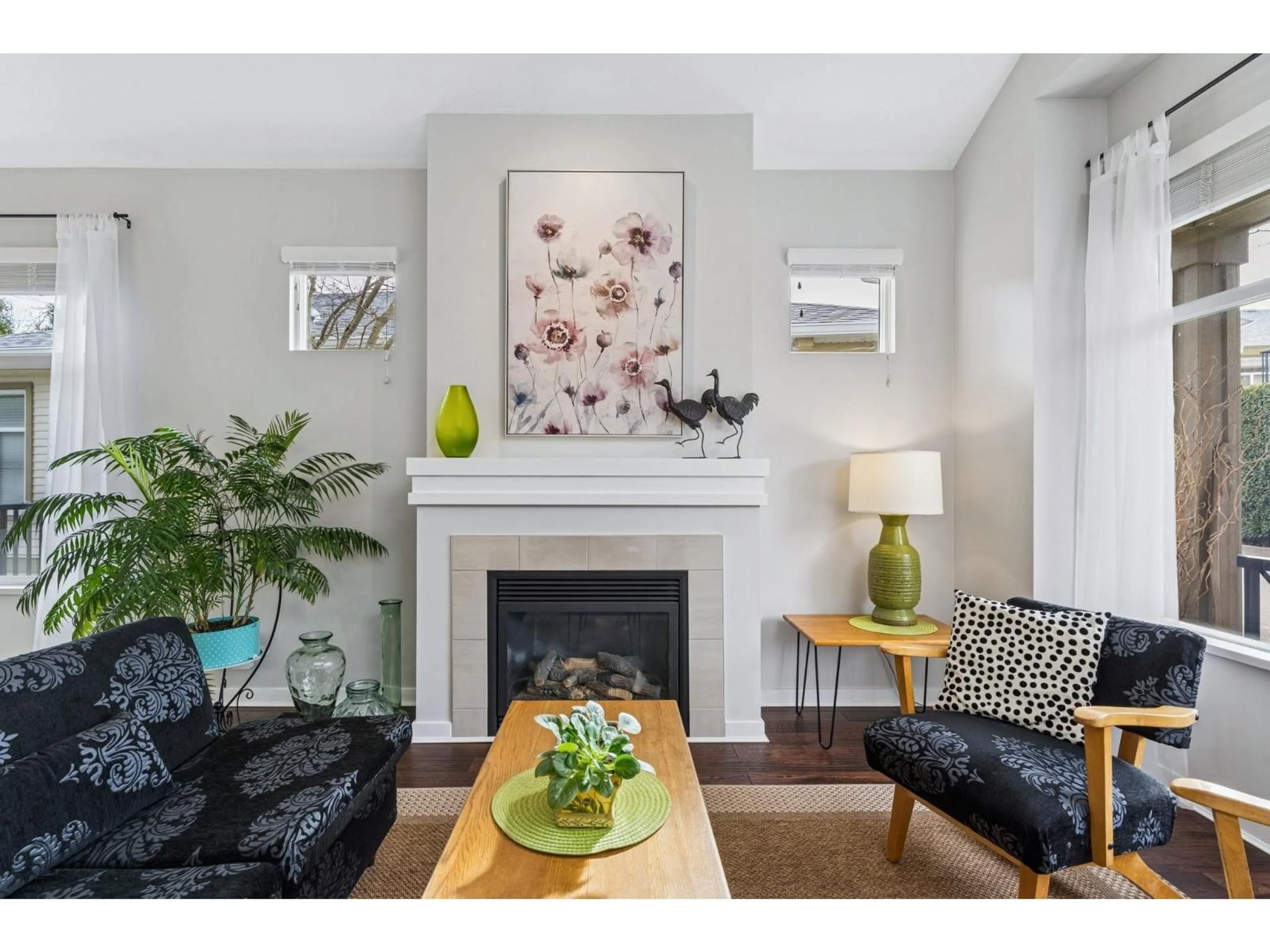 Living room with furniture, wood/laminate floor for 16 - 15188 62A AVENUE, Surrey British Columbia V3S1W7