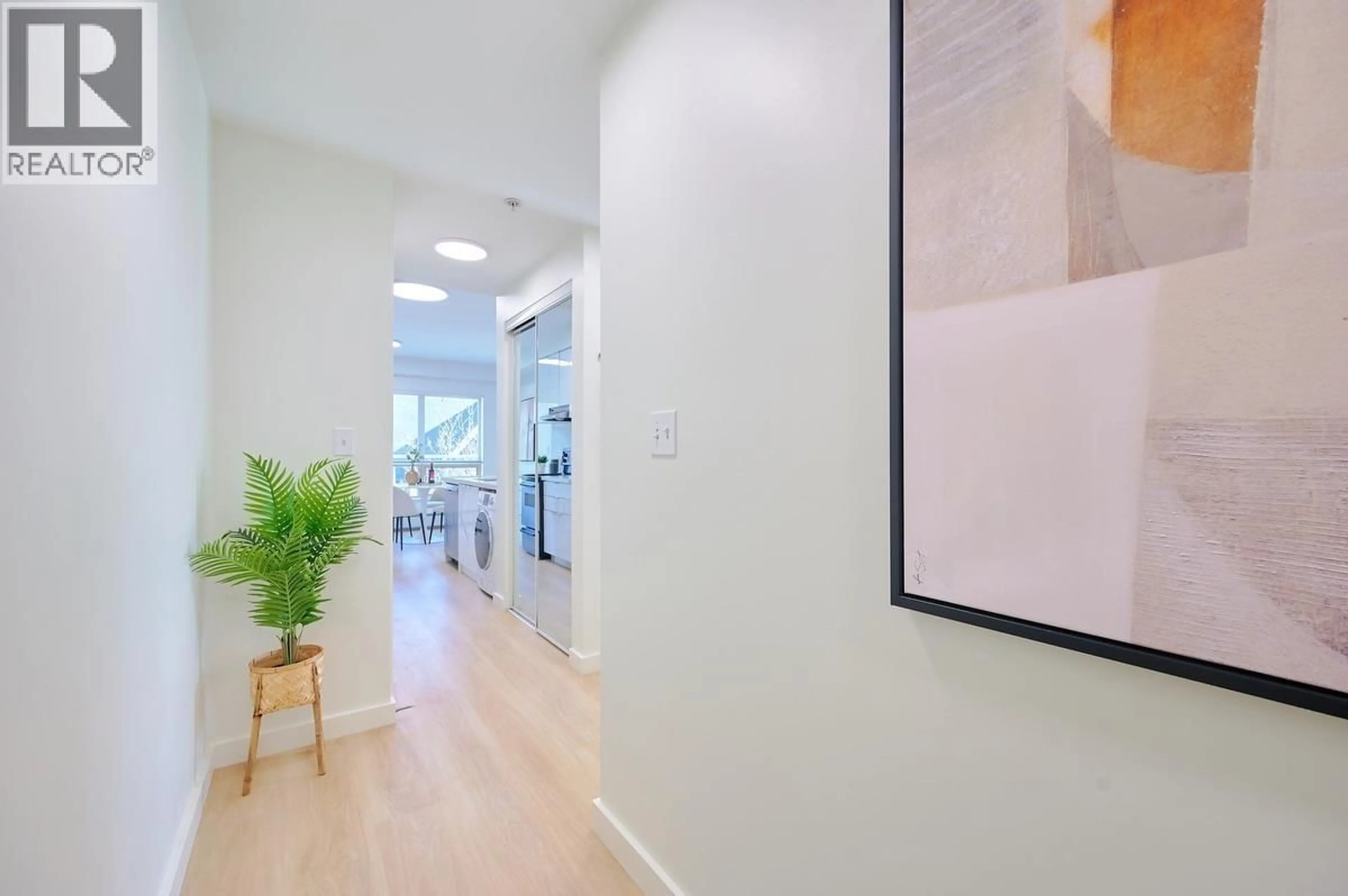 Indoor foyer for 311 - 1033 ST. GEORGES AVENUE, North Vancouver British Columbia V7L3H5