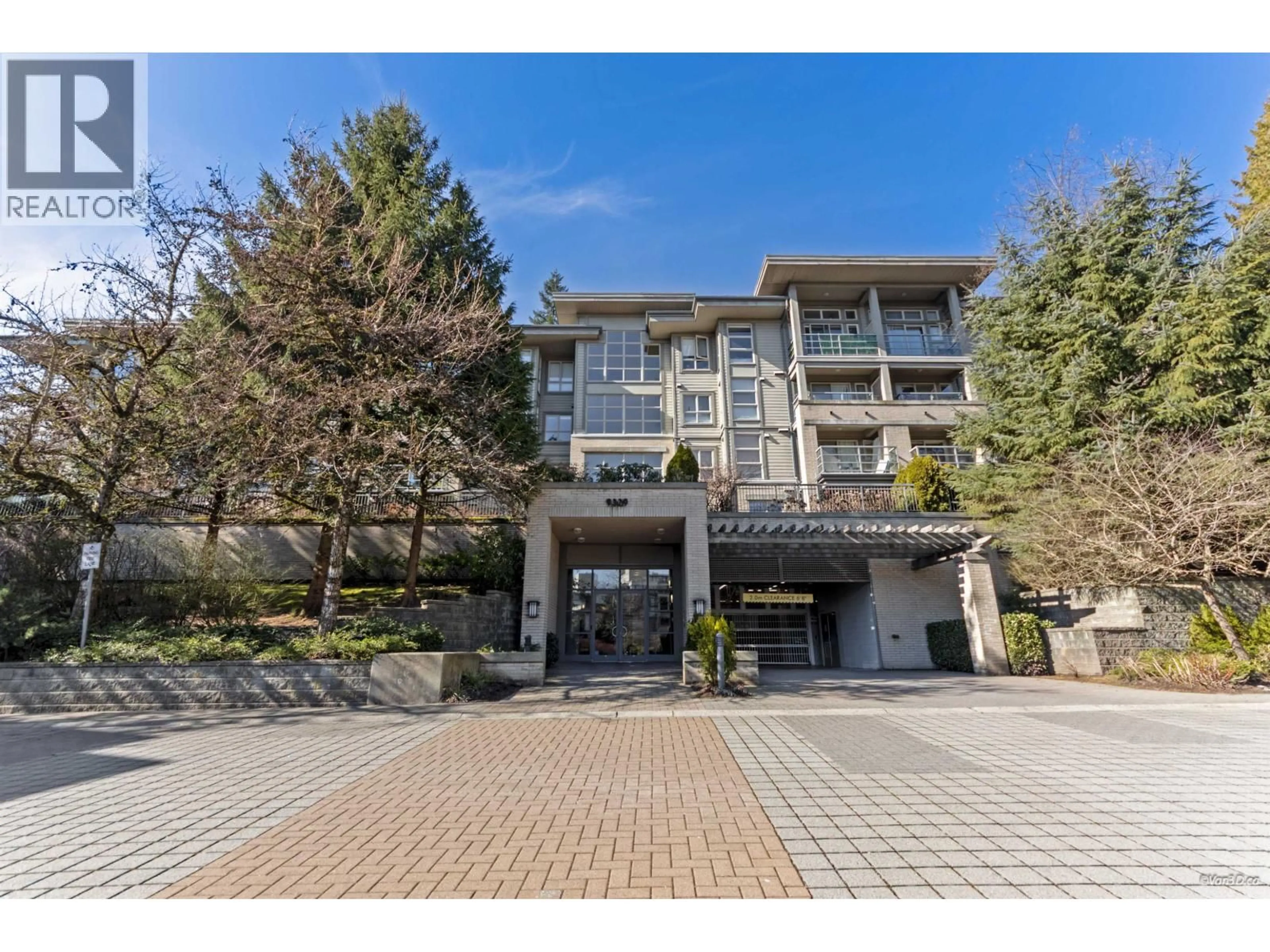 Unknown for 406 - 9329 UNIVERSITY CRESCENT, Burnaby British Columbia V5A4Y4