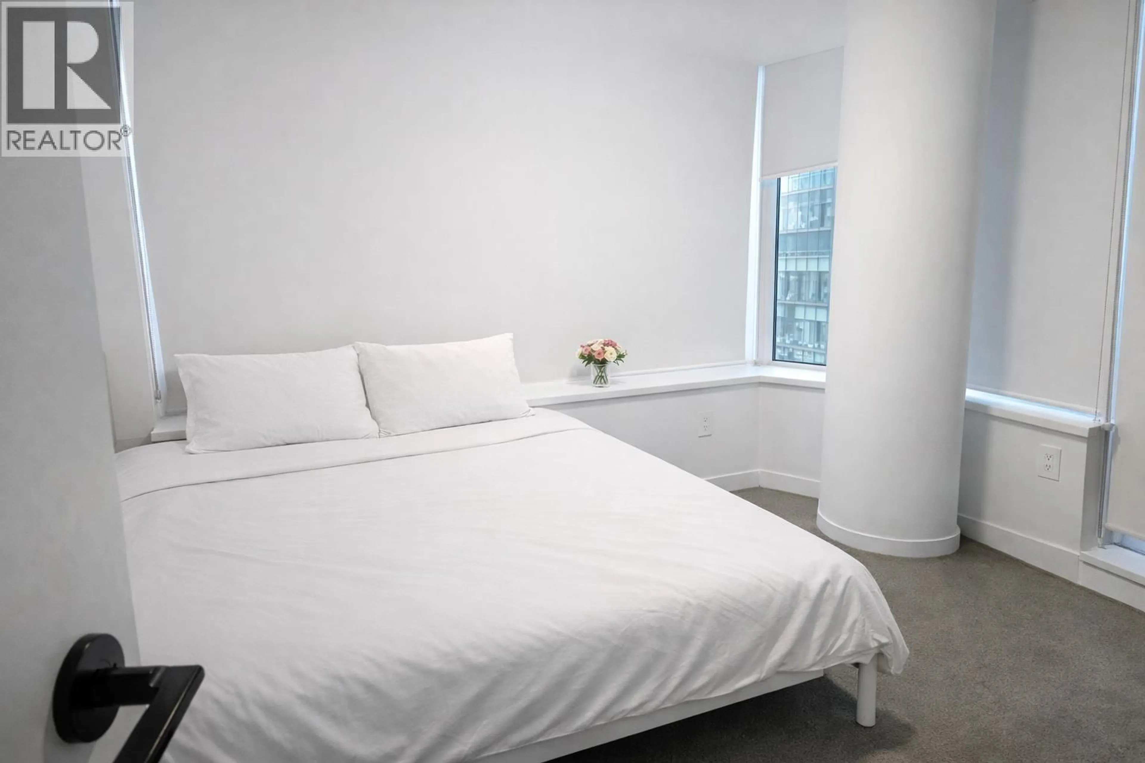 A pic of a room for 805 - 620 CARDERO STREET, Vancouver British Columbia V6G0C7