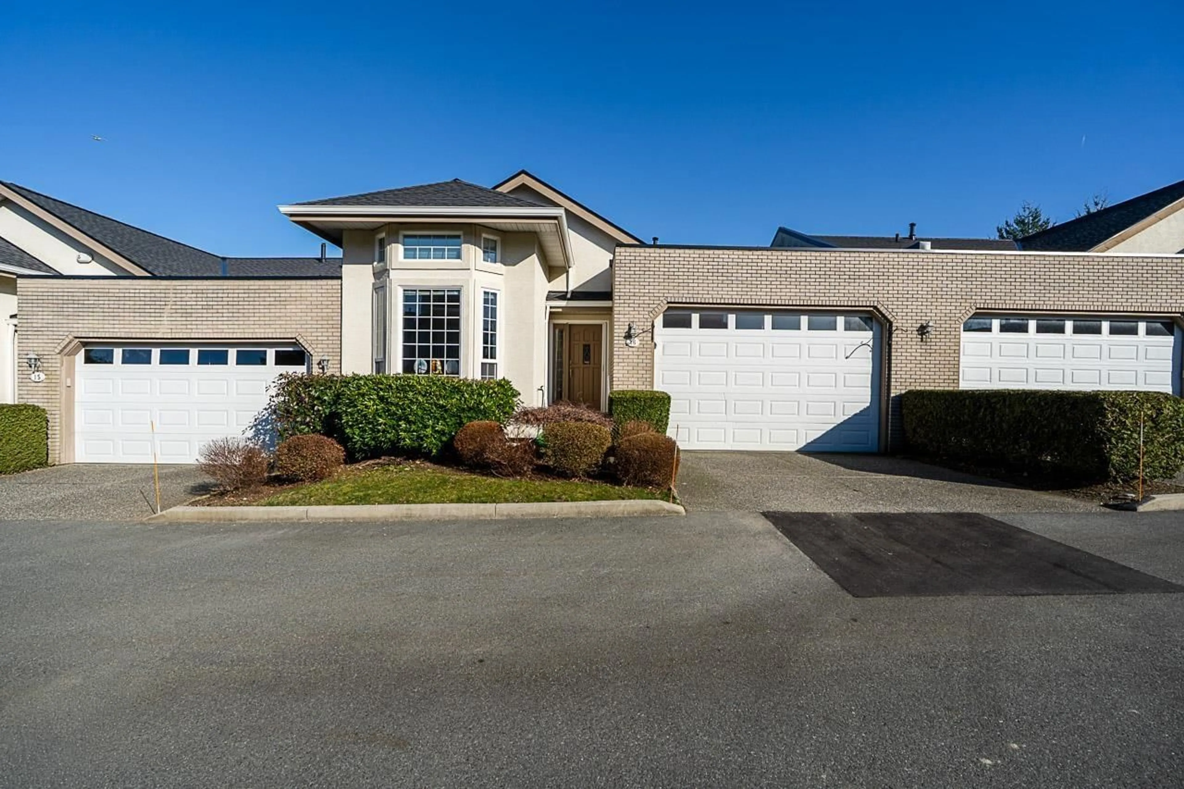 Unknown for 16 - 31450 SPUR AVENUE, Abbotsford British Columbia V2T5M3