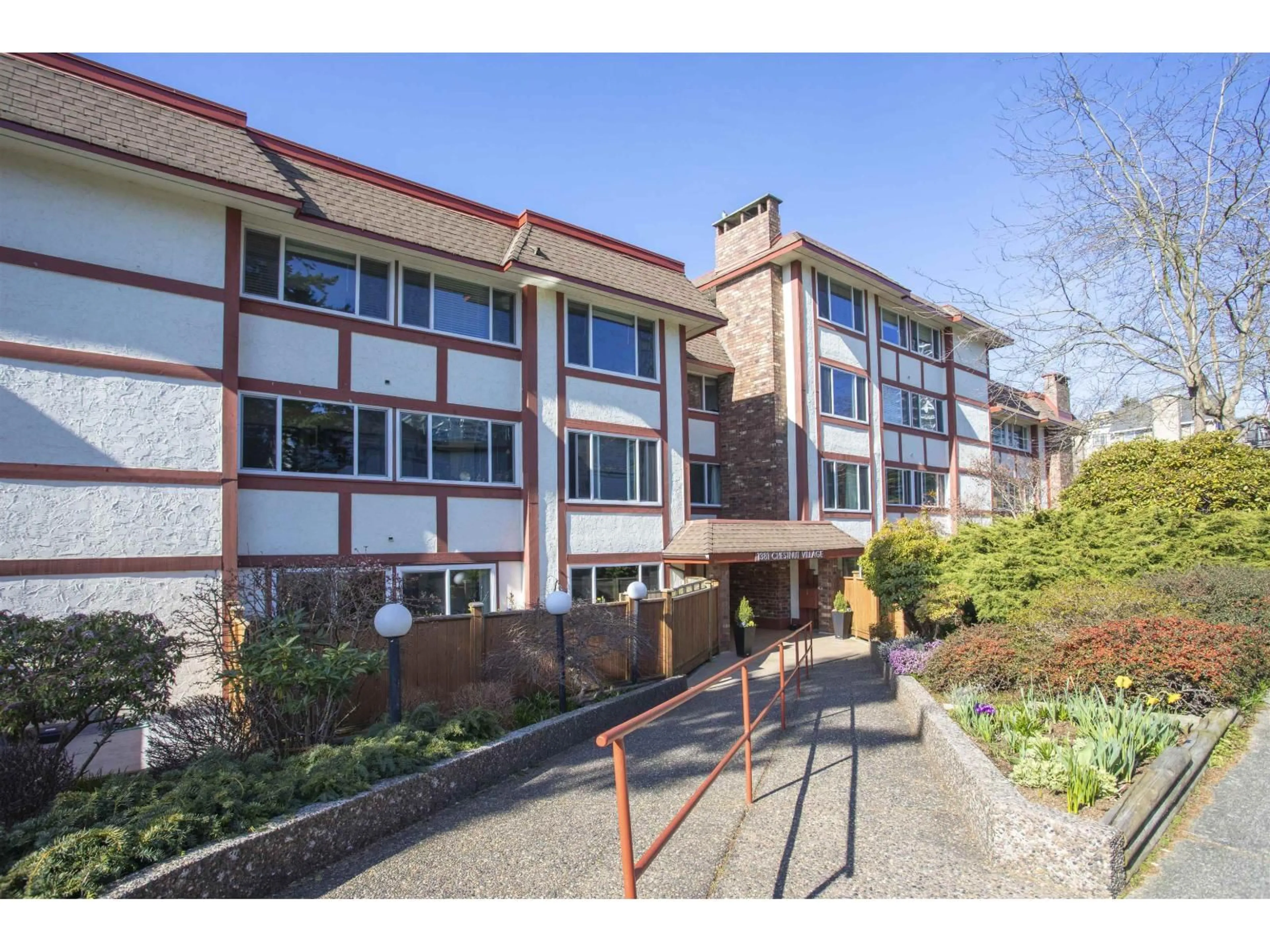 Unknown for 202 - 1381 MARTIN STREET, White Rock British Columbia V4B3W6