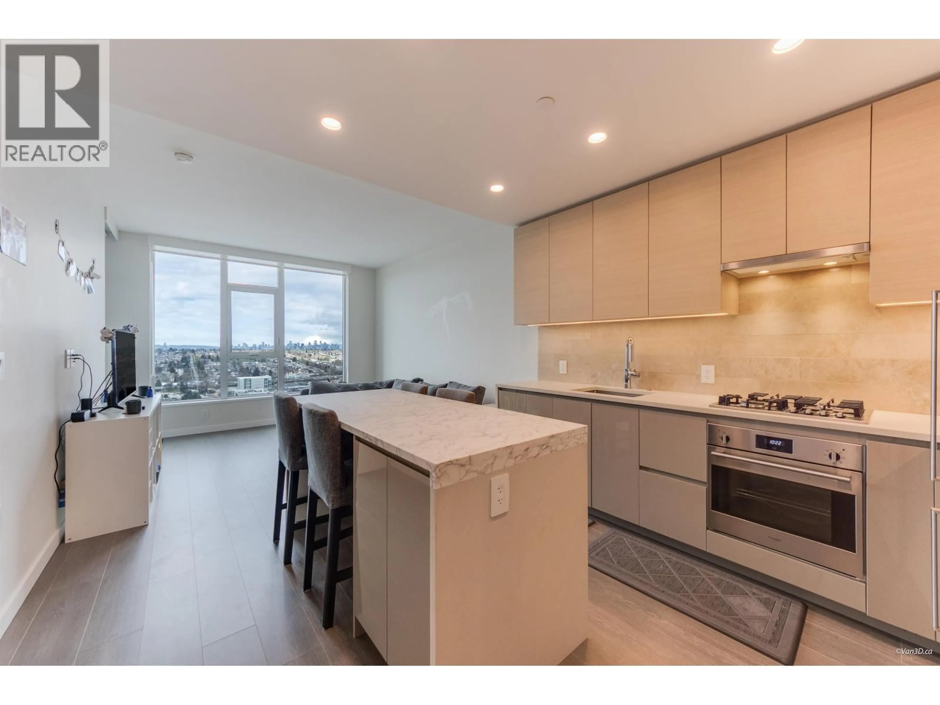 Open concept kitchen, unknown for 2704 - 2186 GILMORE AVENUE, Burnaby British Columbia V5C0N7